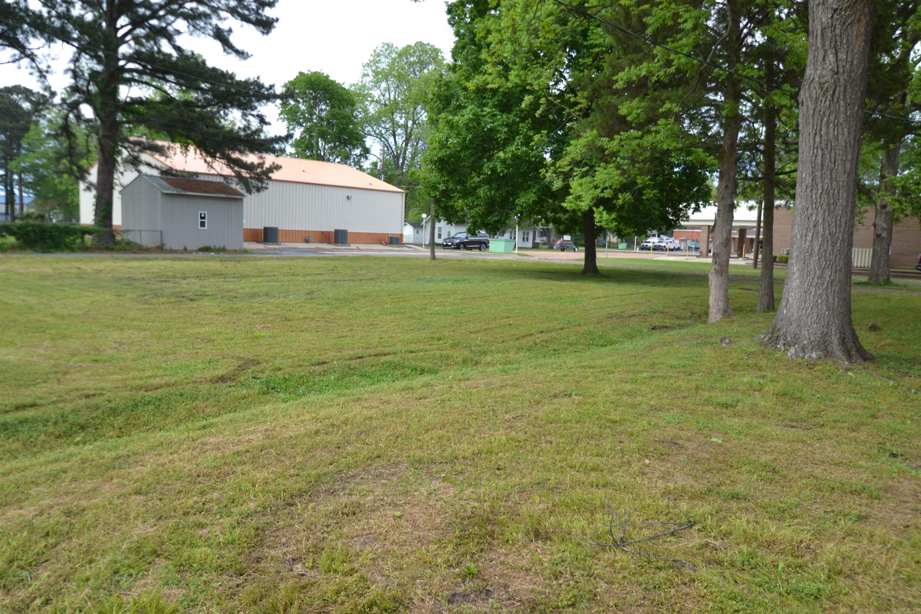 2901 Hwy 367 Property Photo 9
