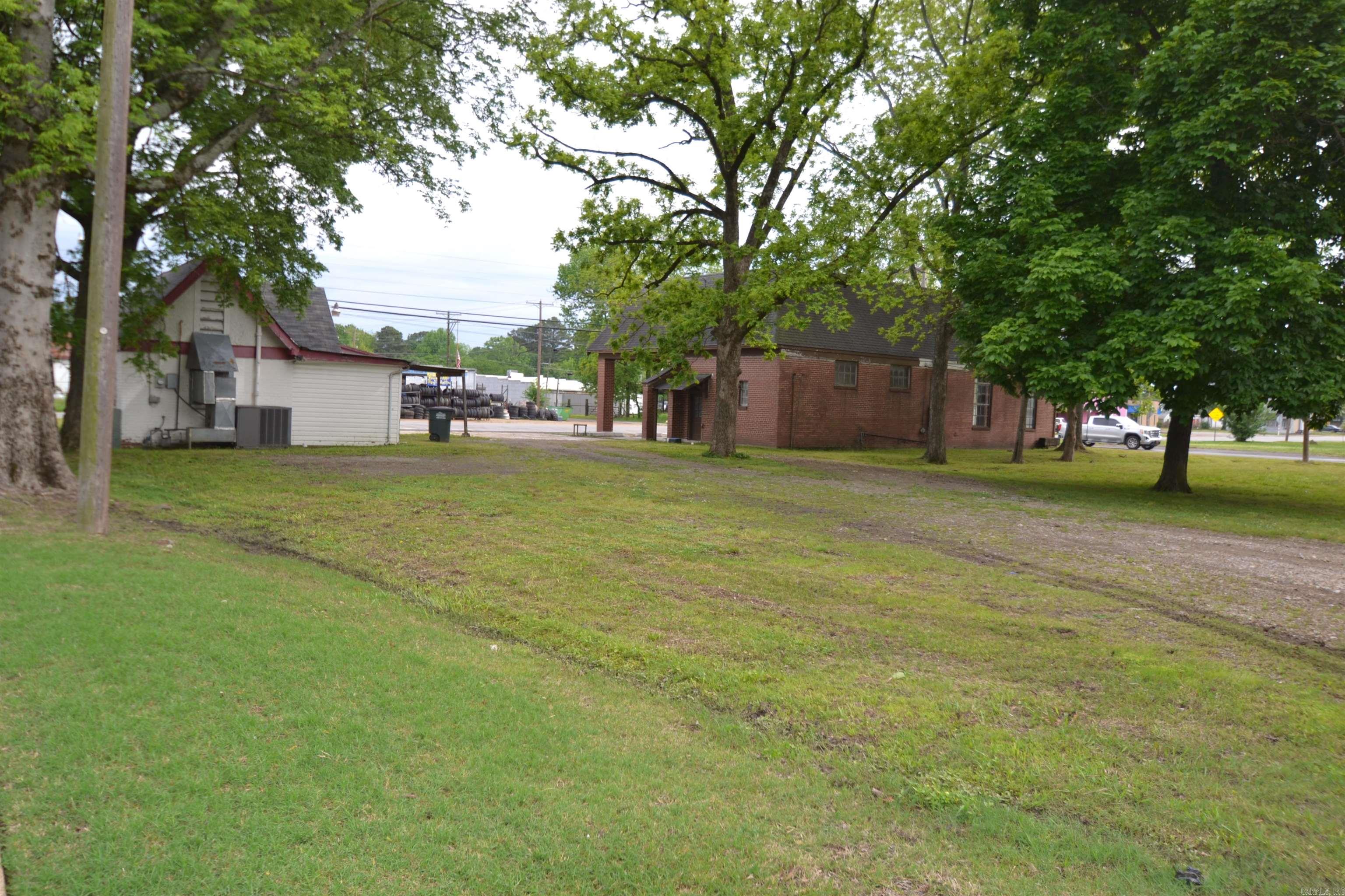 2901 Hwy 367 Property Photo 10