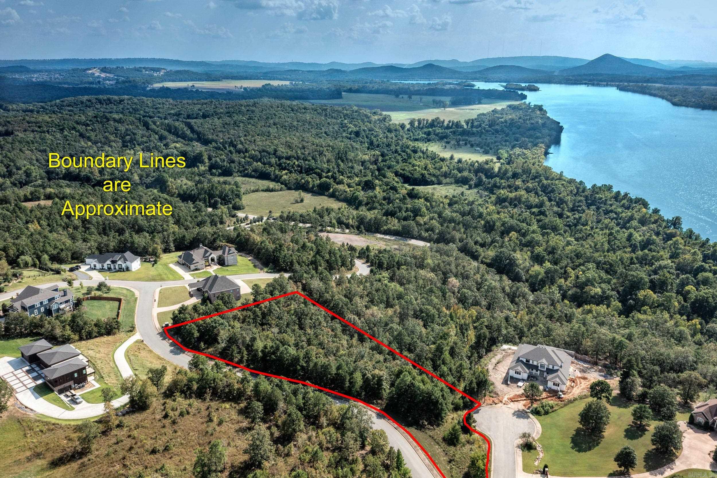 15309 Mountain View Dr Property Photo 4
