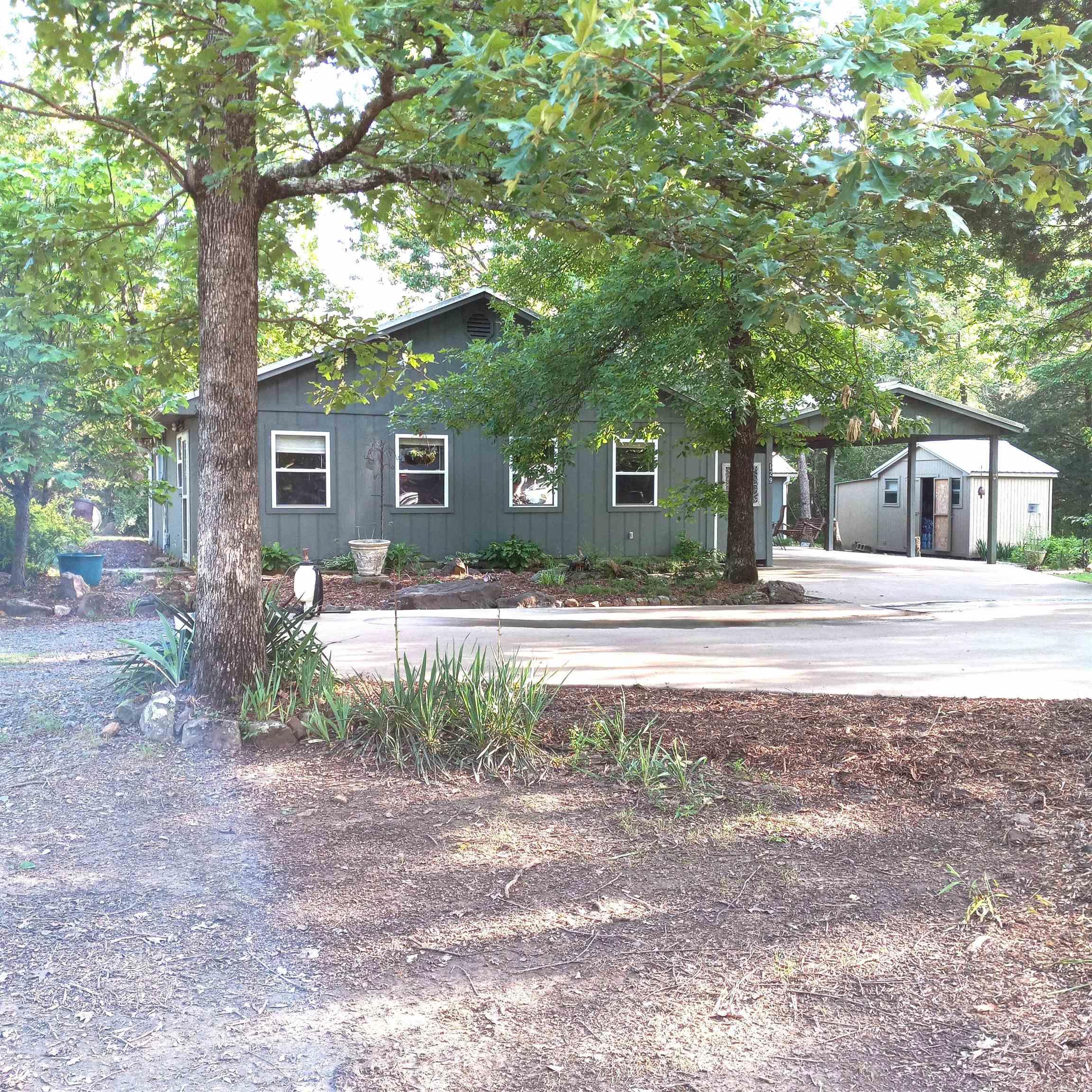 129 Wagon Trail Property Photo