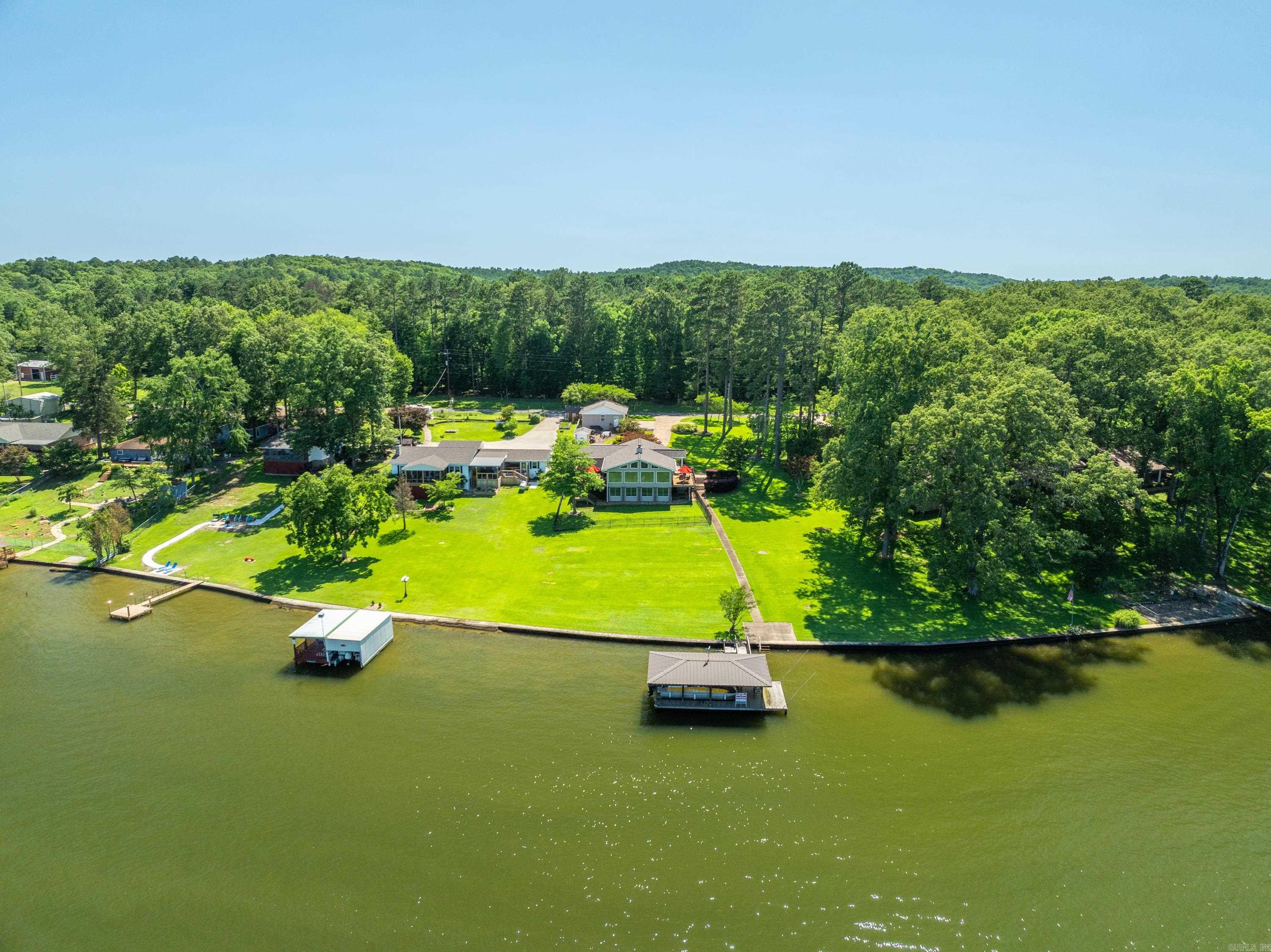 Foizes Real Estate Listings Main Image