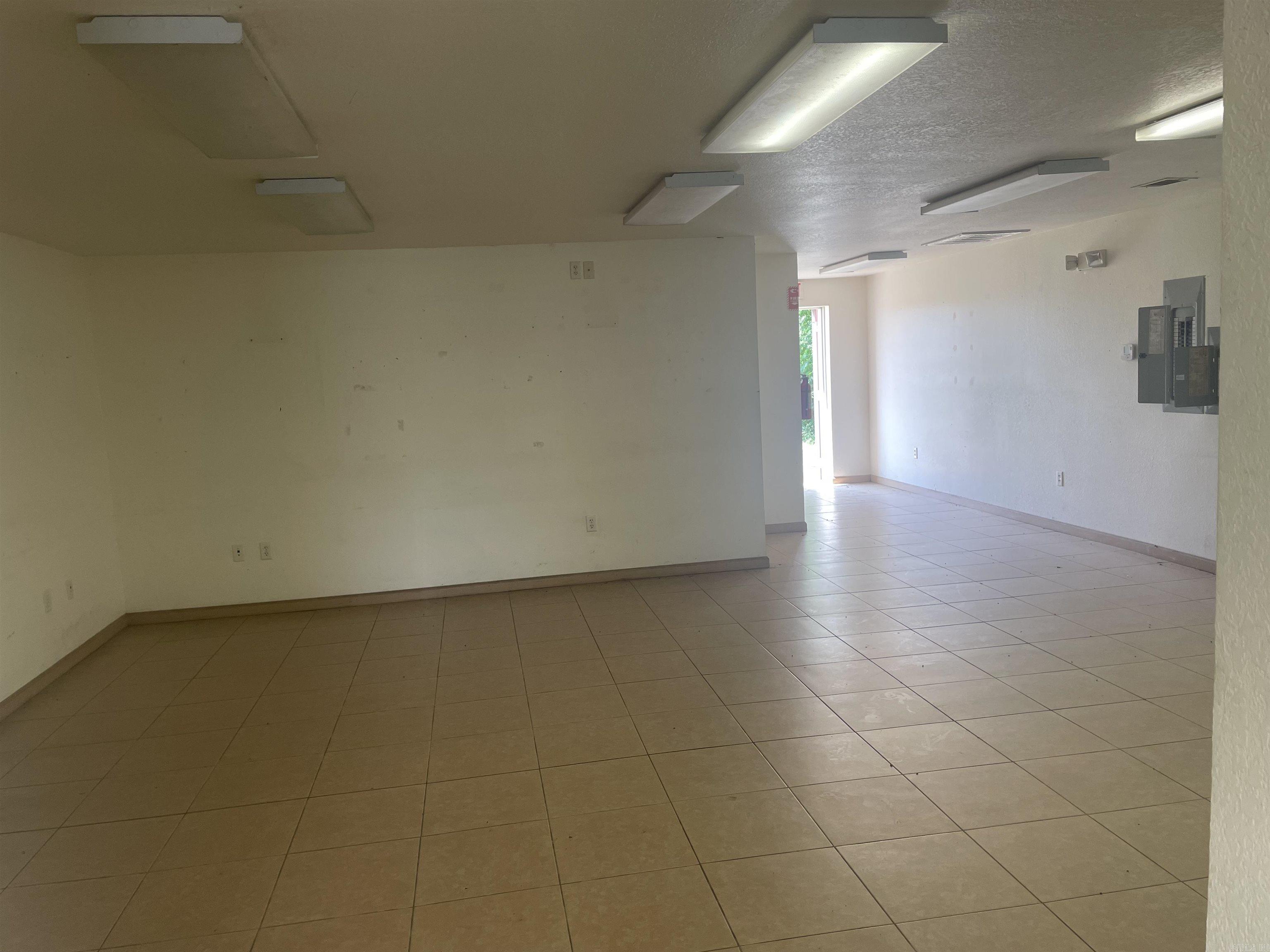 6 Grandruth Lane Property Photo 4