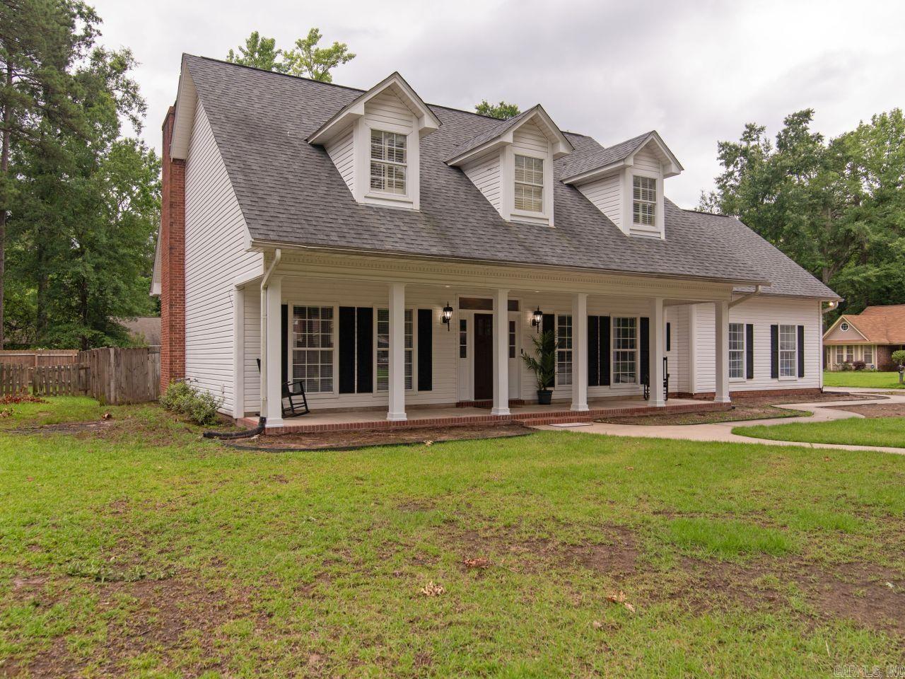 10 Deer Horn Cove Property Photo 3