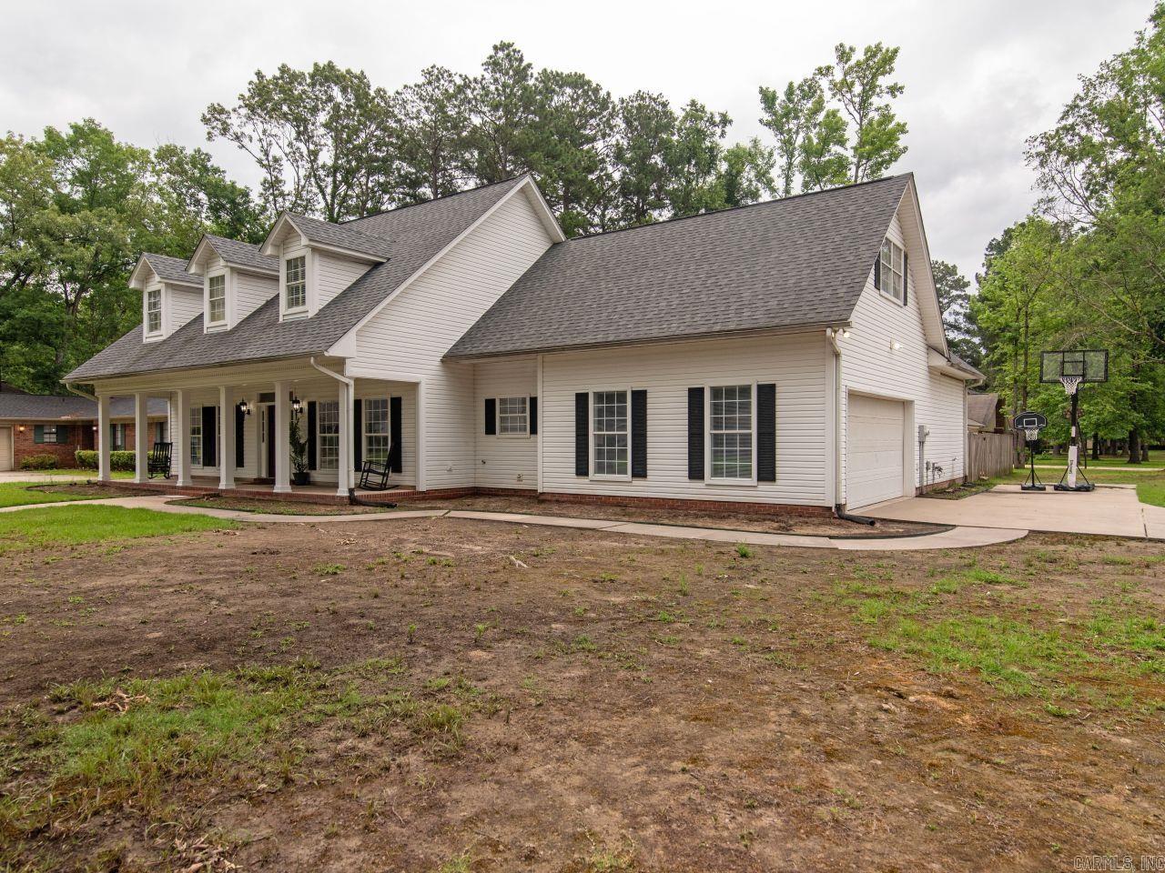 10 Deer Horn Cove Property Photo 5