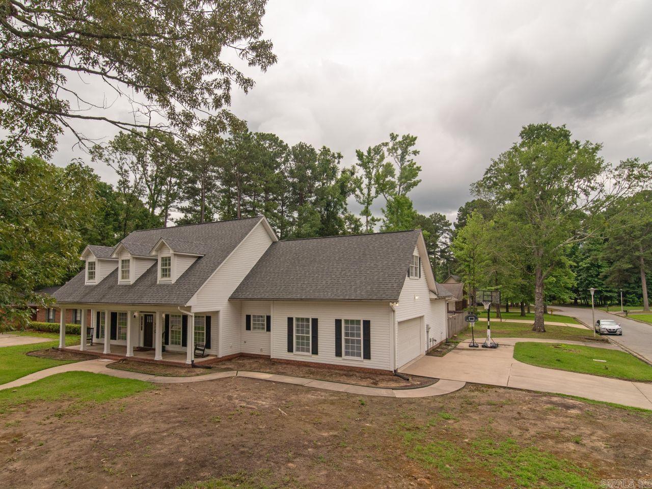 10 Deer Horn Cove Property Photo 6
