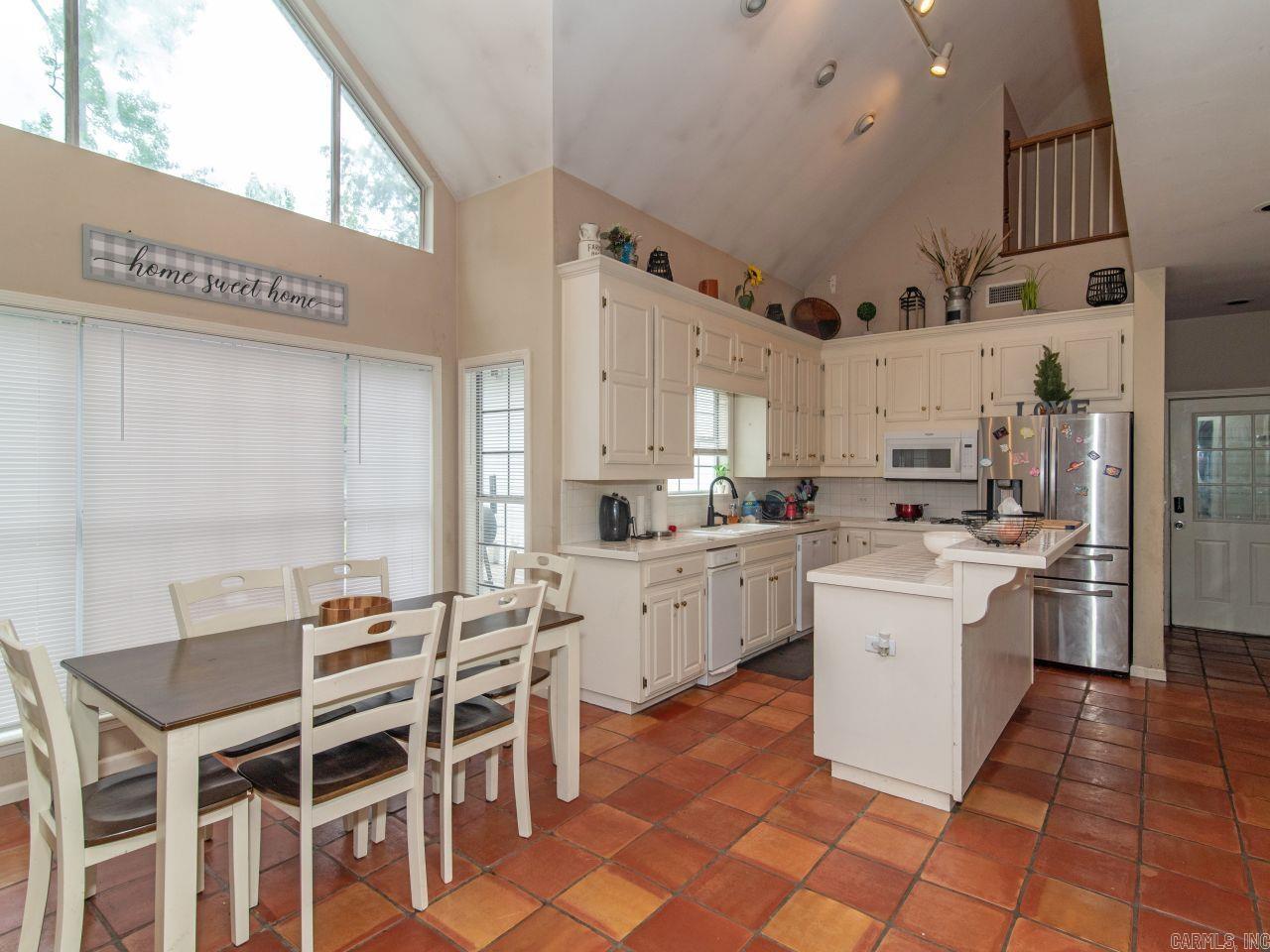 10 Deer Horn Cove Property Photo 21