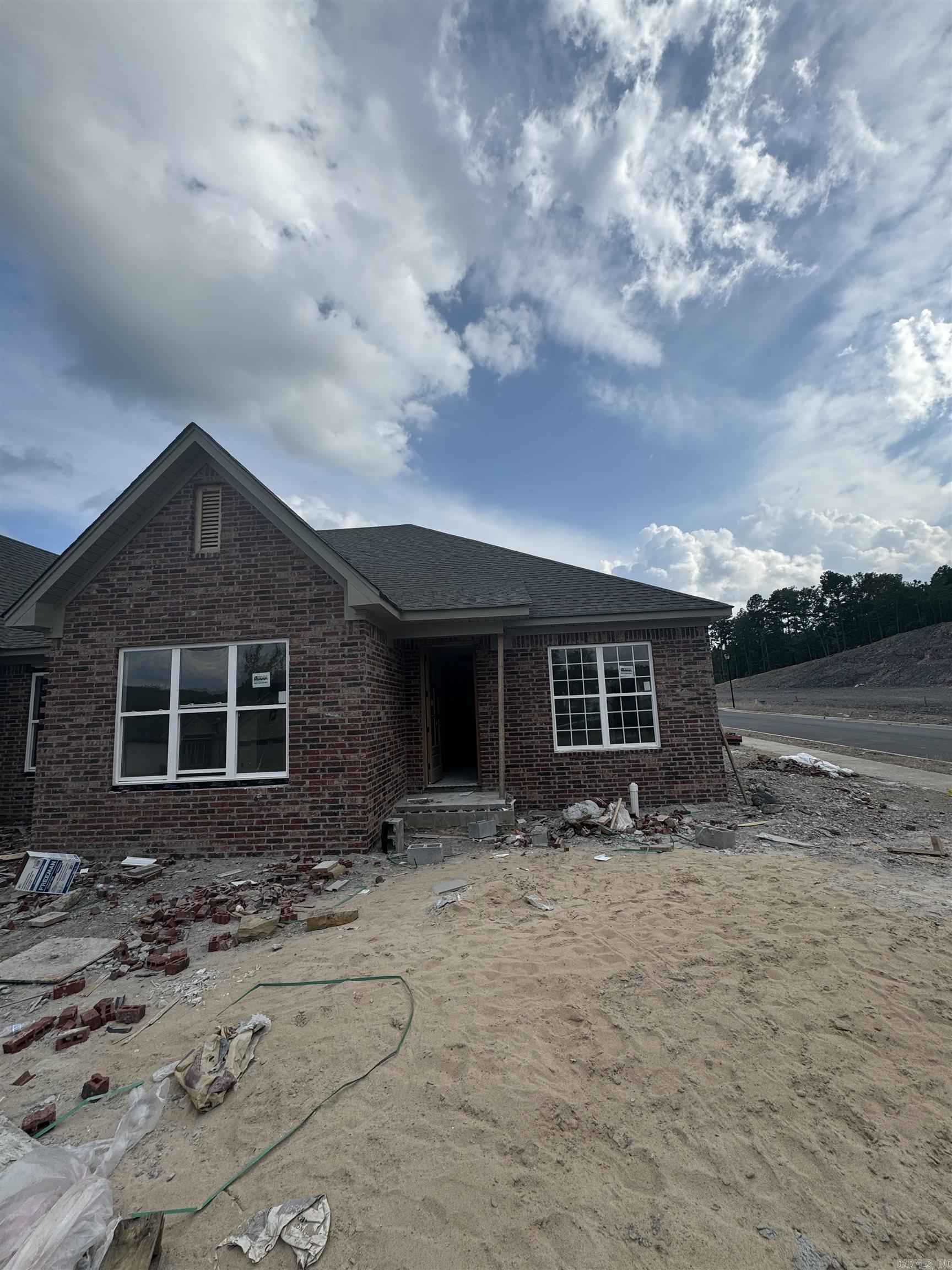101 Edgewood Circle Property Photo