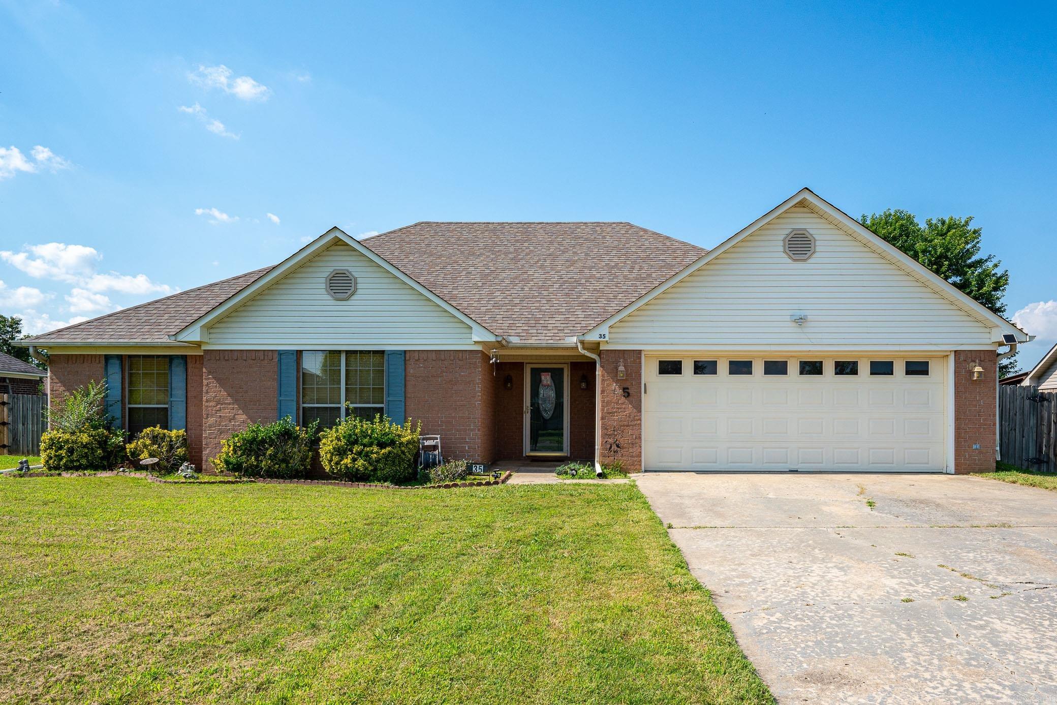 35 Dove Lane Property Photo