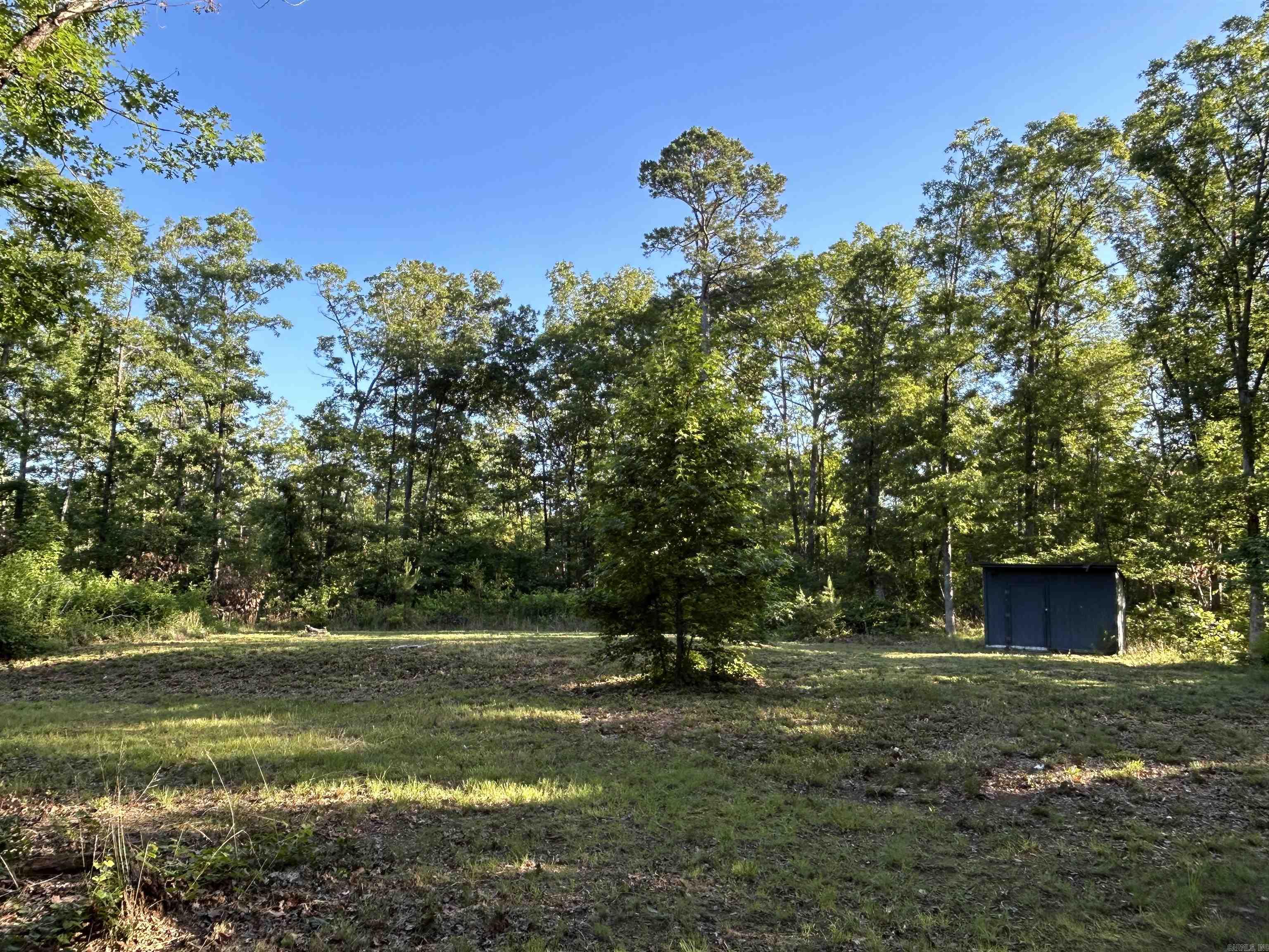 2325 Six Ridge Road Property Photo 4