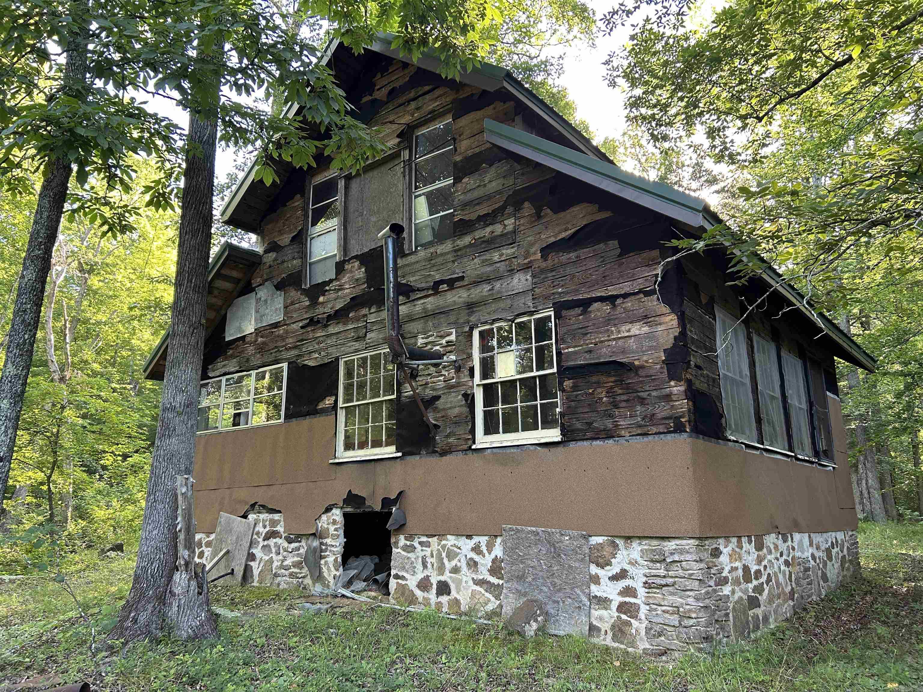 2325 Six Ridge Road Property Photo 13
