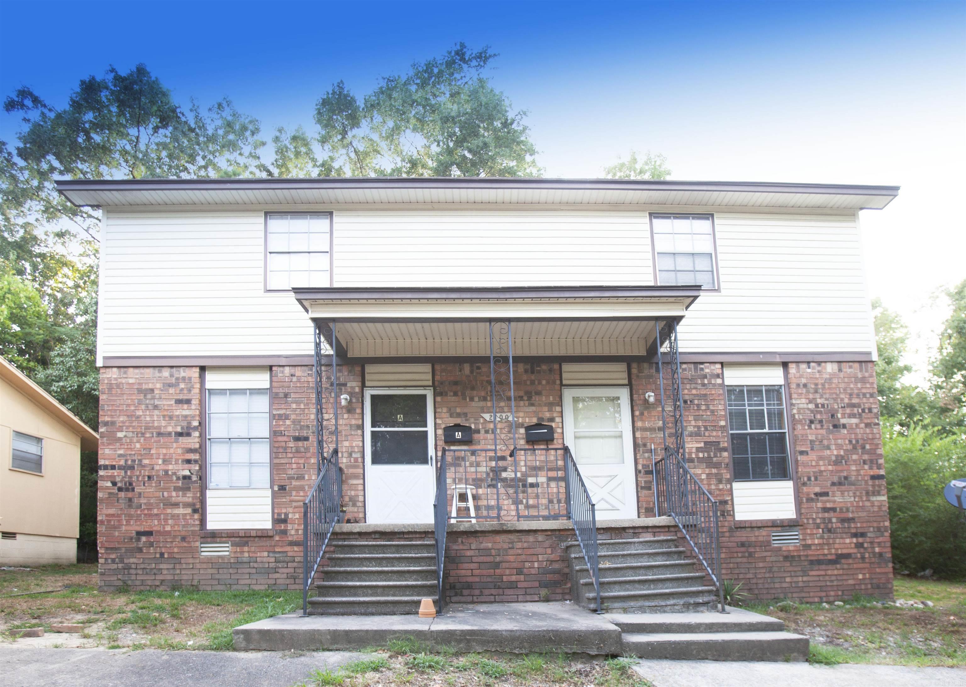 2100 Virginia Dr Property Photo