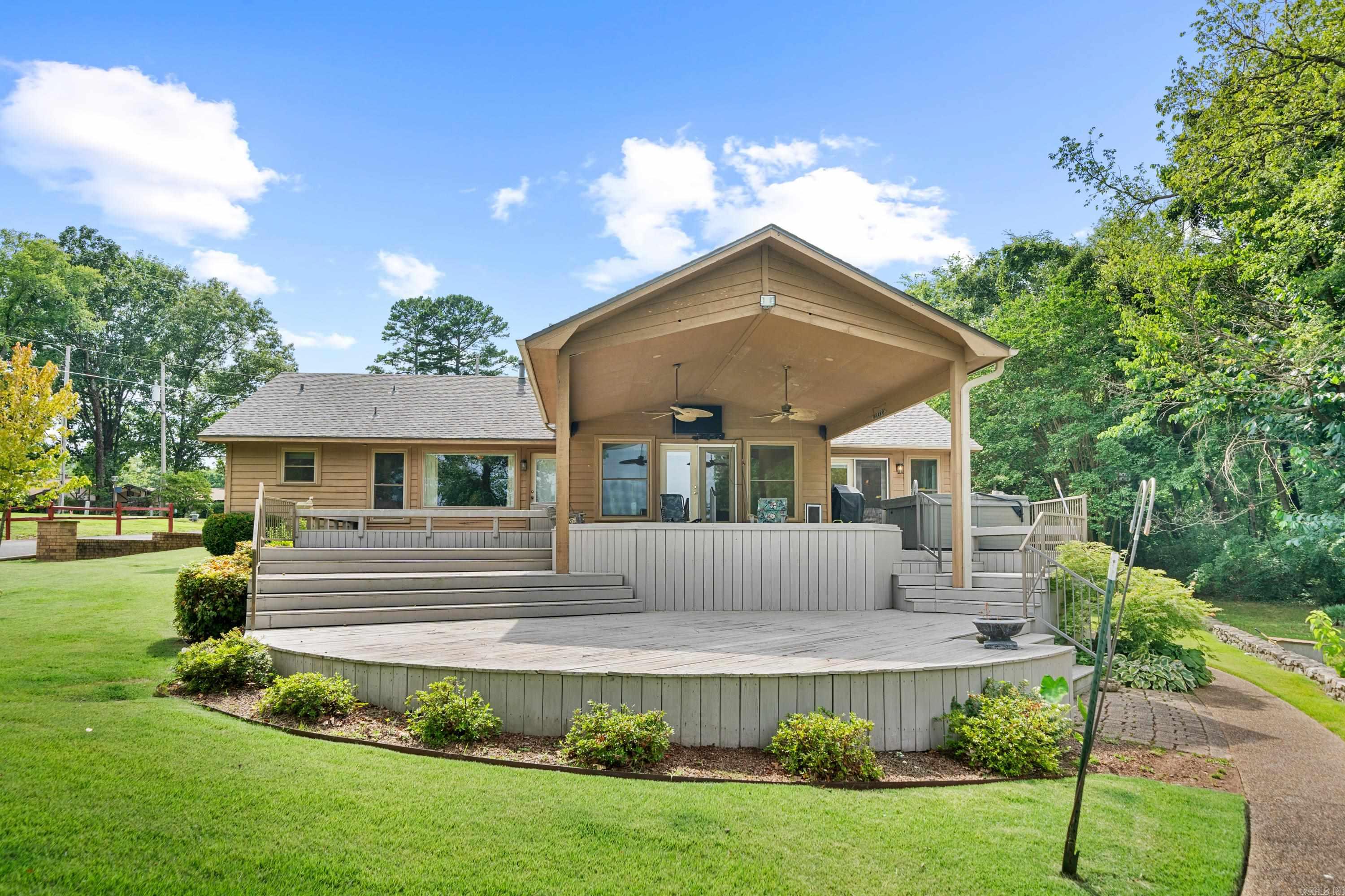 127 Hamilton Gate Point Property Photo
