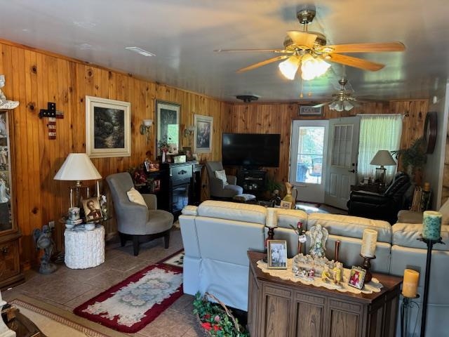 877 Highway 63 Property Photo 6
