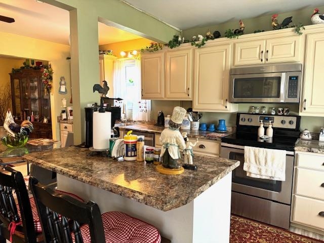 877 Highway 63 Property Photo 8
