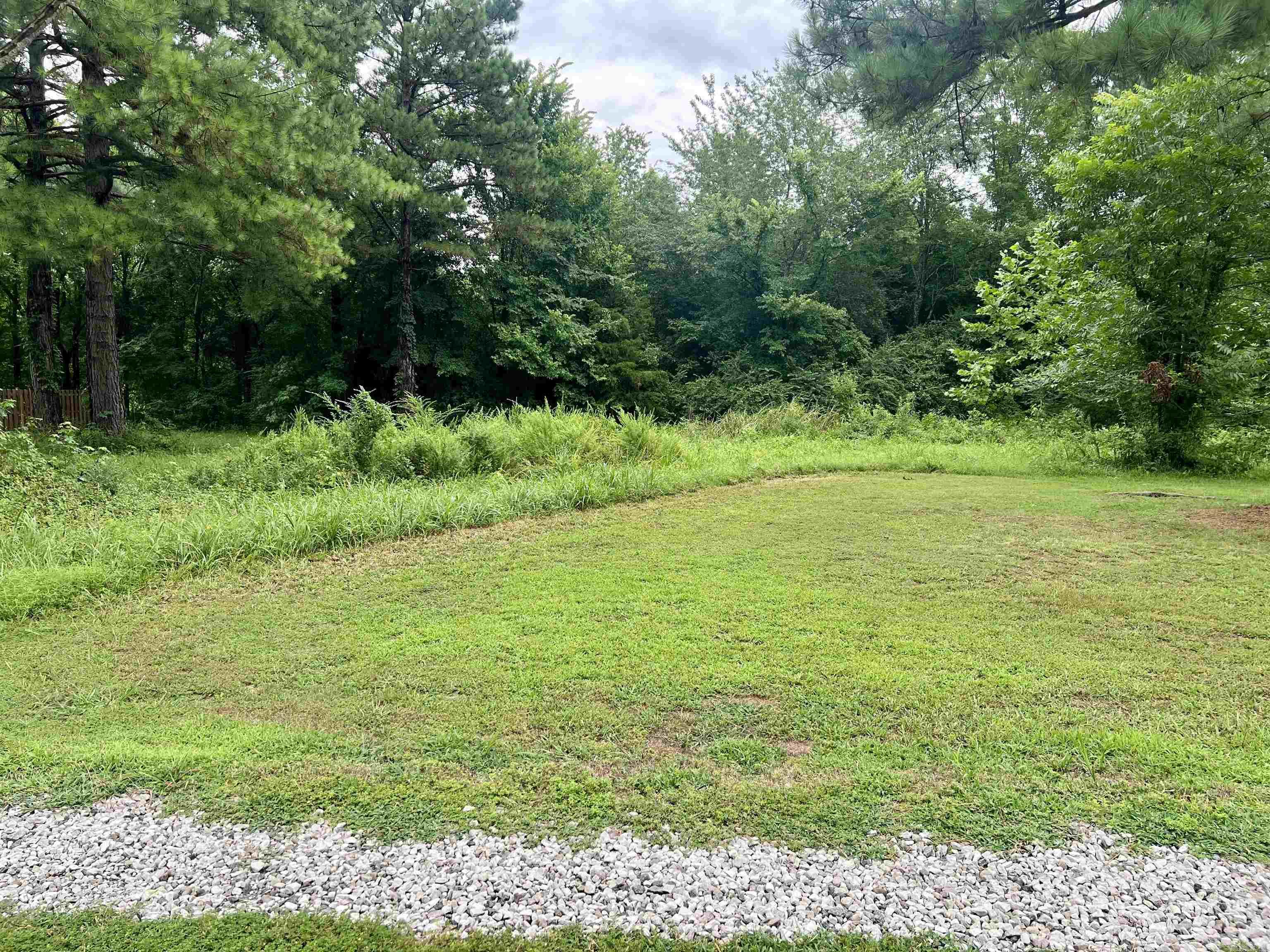 138 Mountain Side Drive Property Photo 2