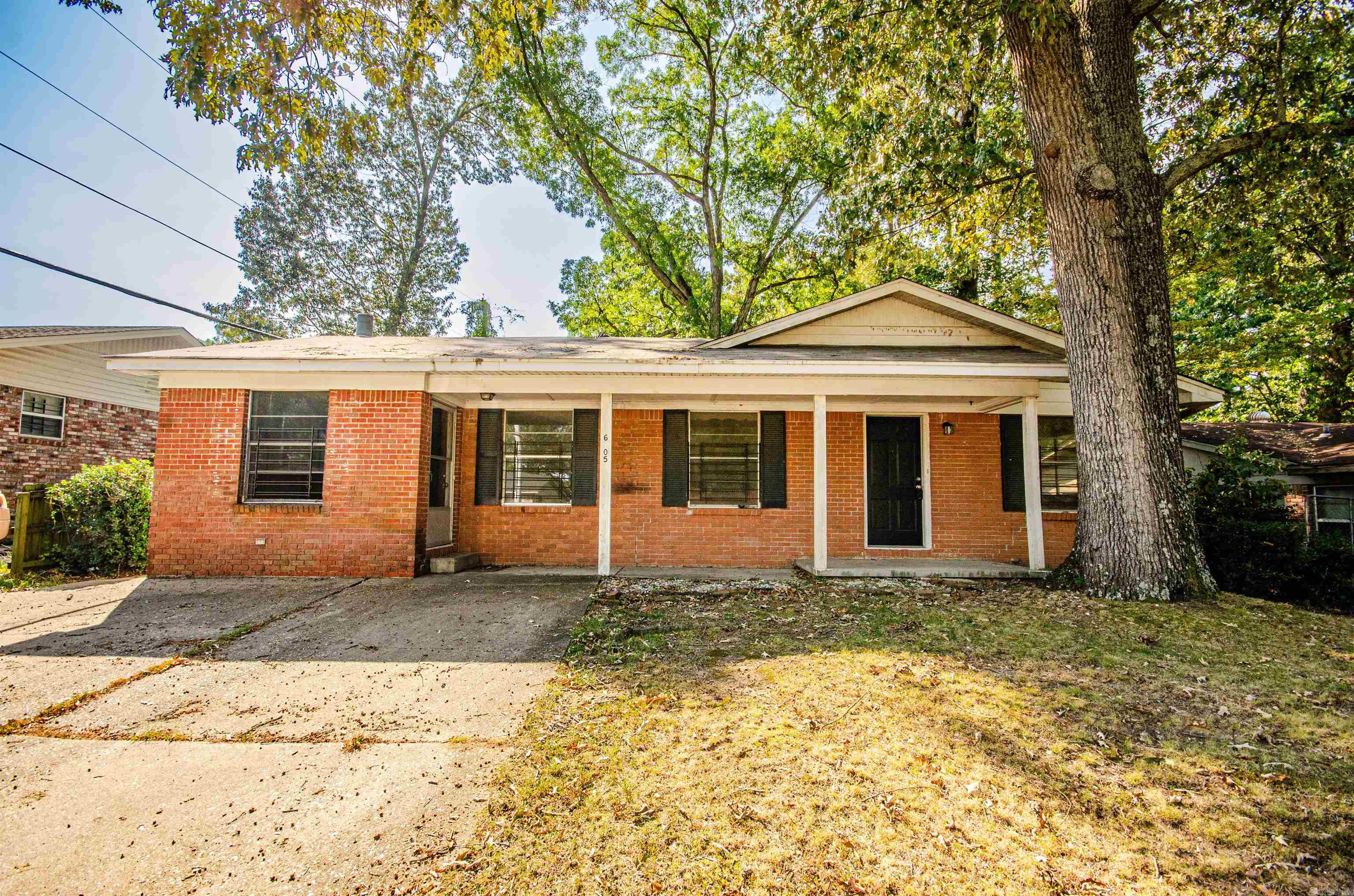 Congress Real Estate Listings Main Image