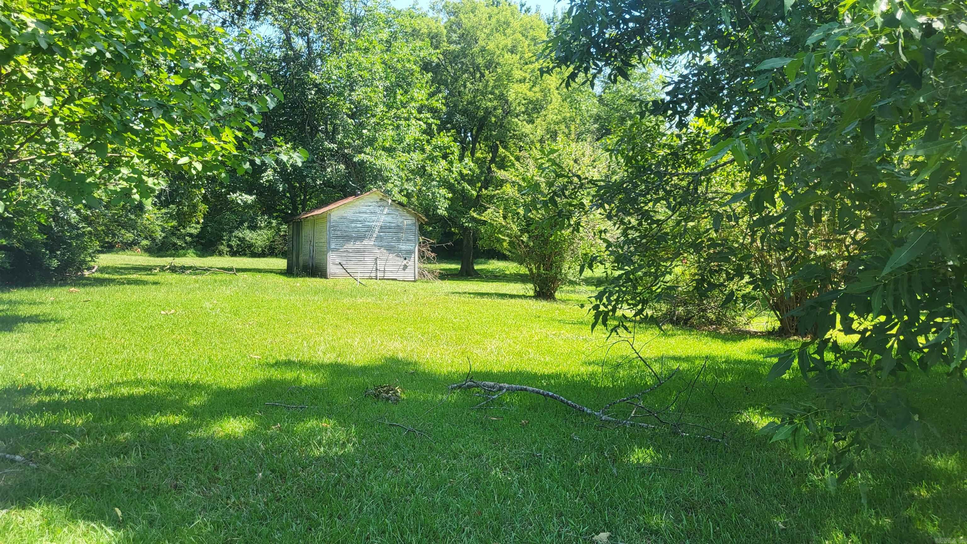 Halls Real Estate Listings Main Image