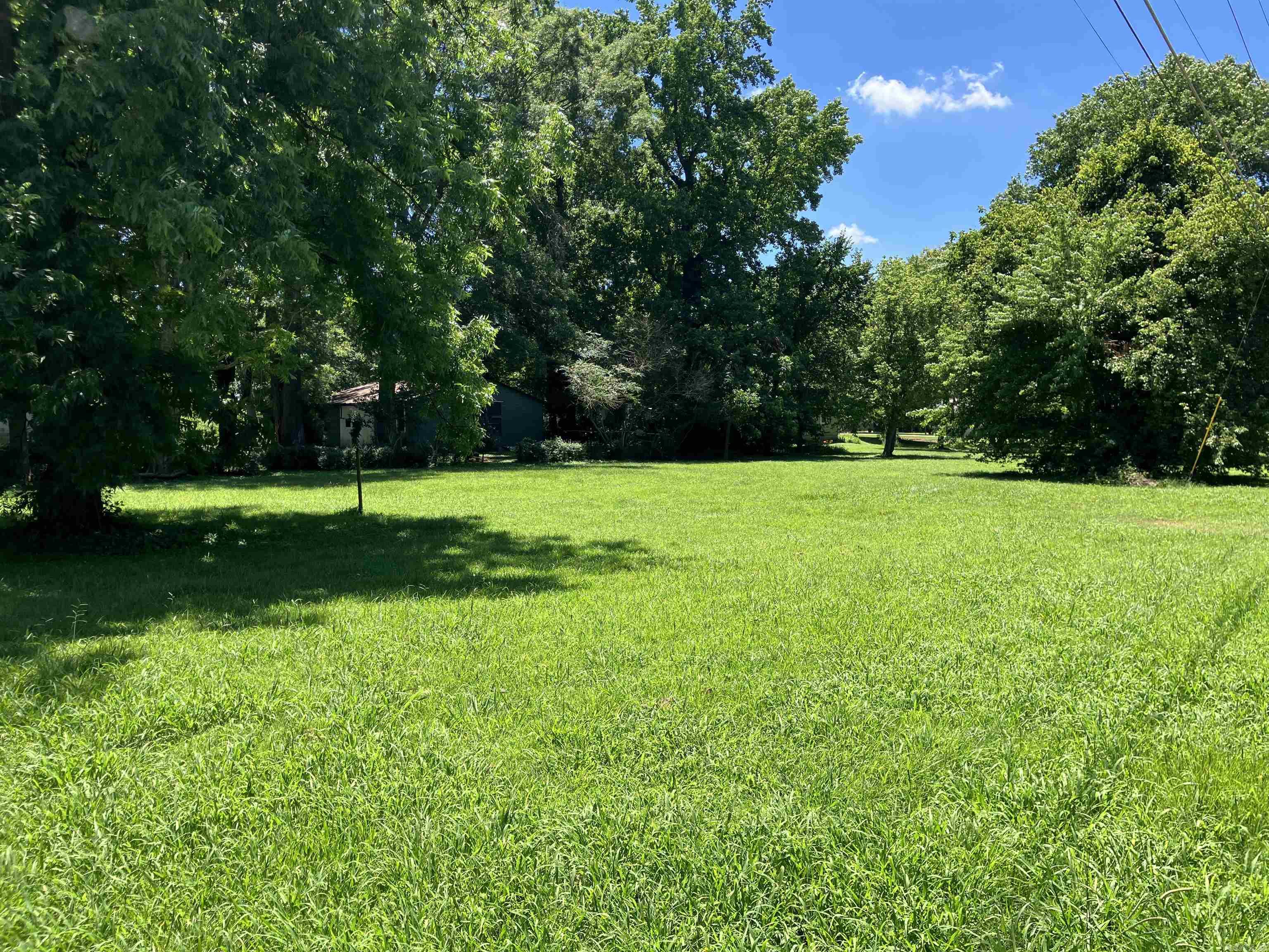 520 S Houston Property Photo 2