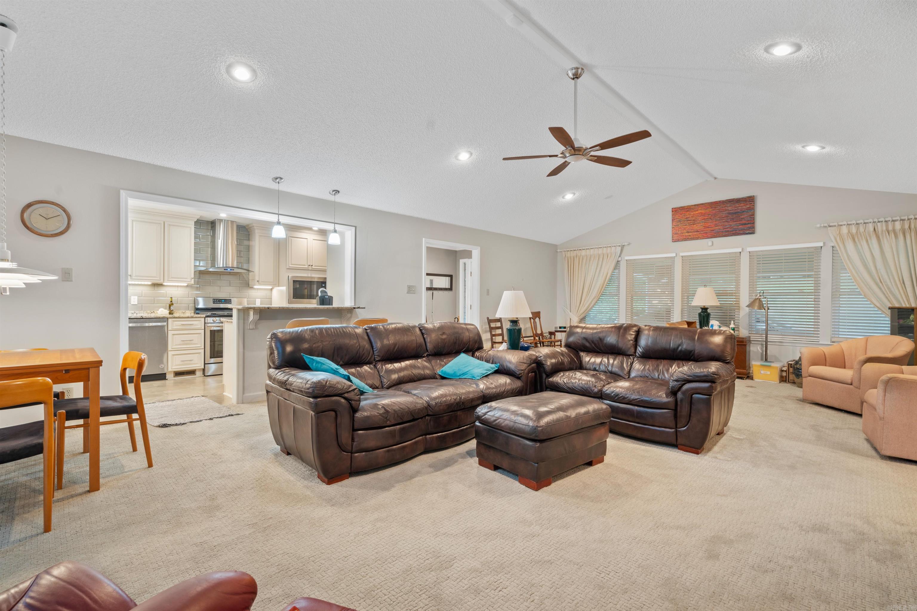 131 Buster Reed Property Photo 6