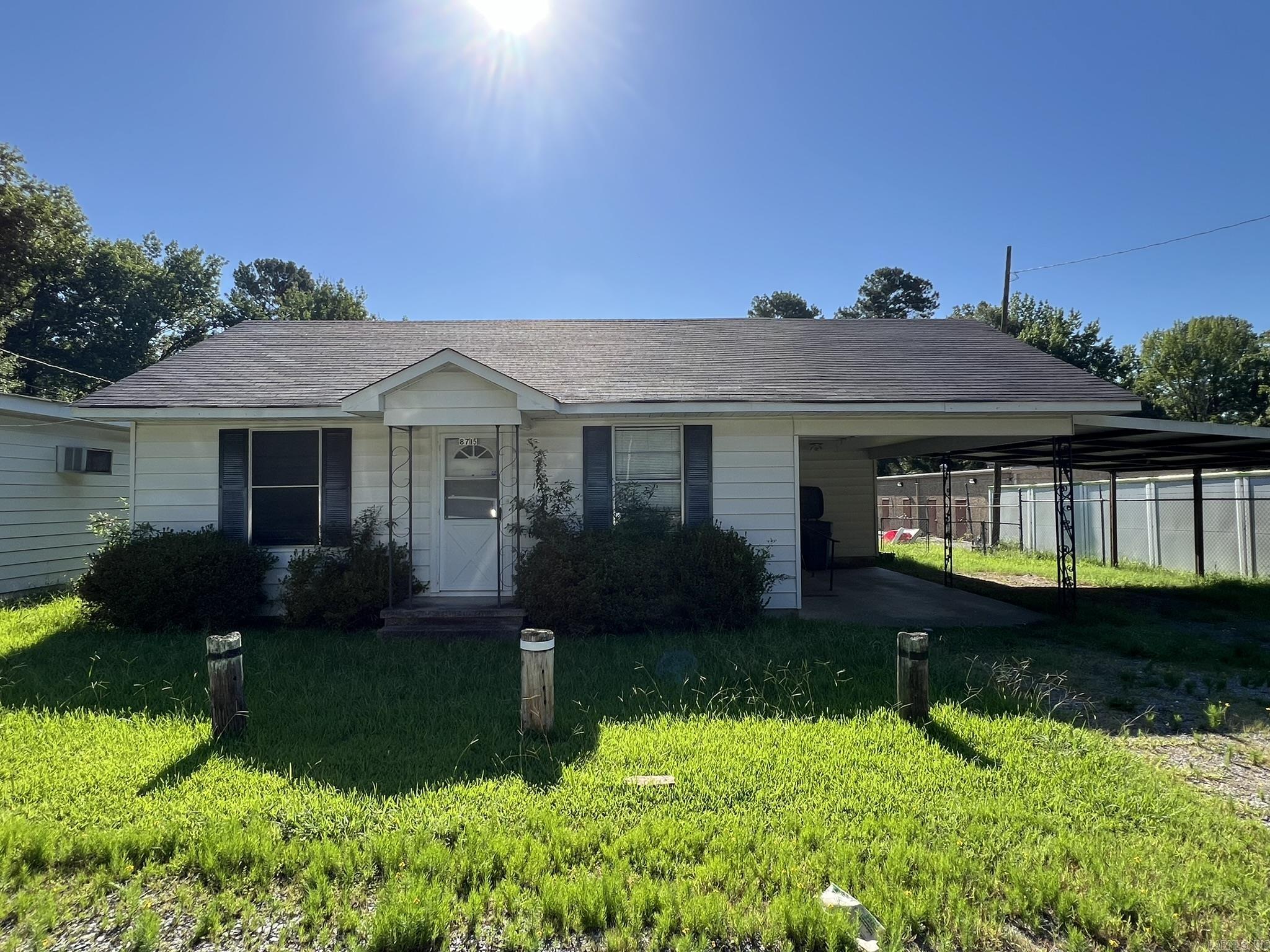 8715 Doyle Springs Road Property Photo