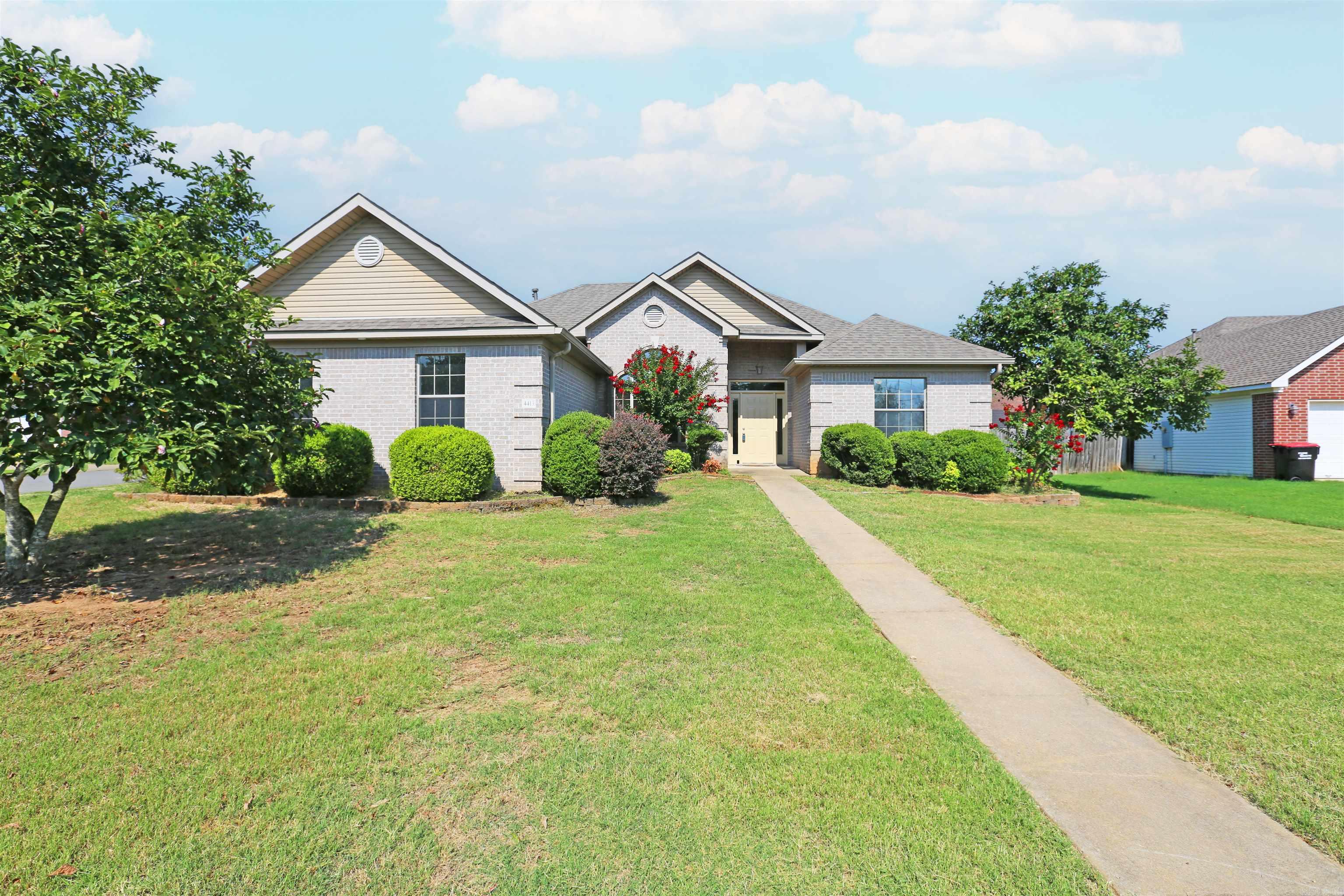 Emerald Valley Real Estate Listings Main Image