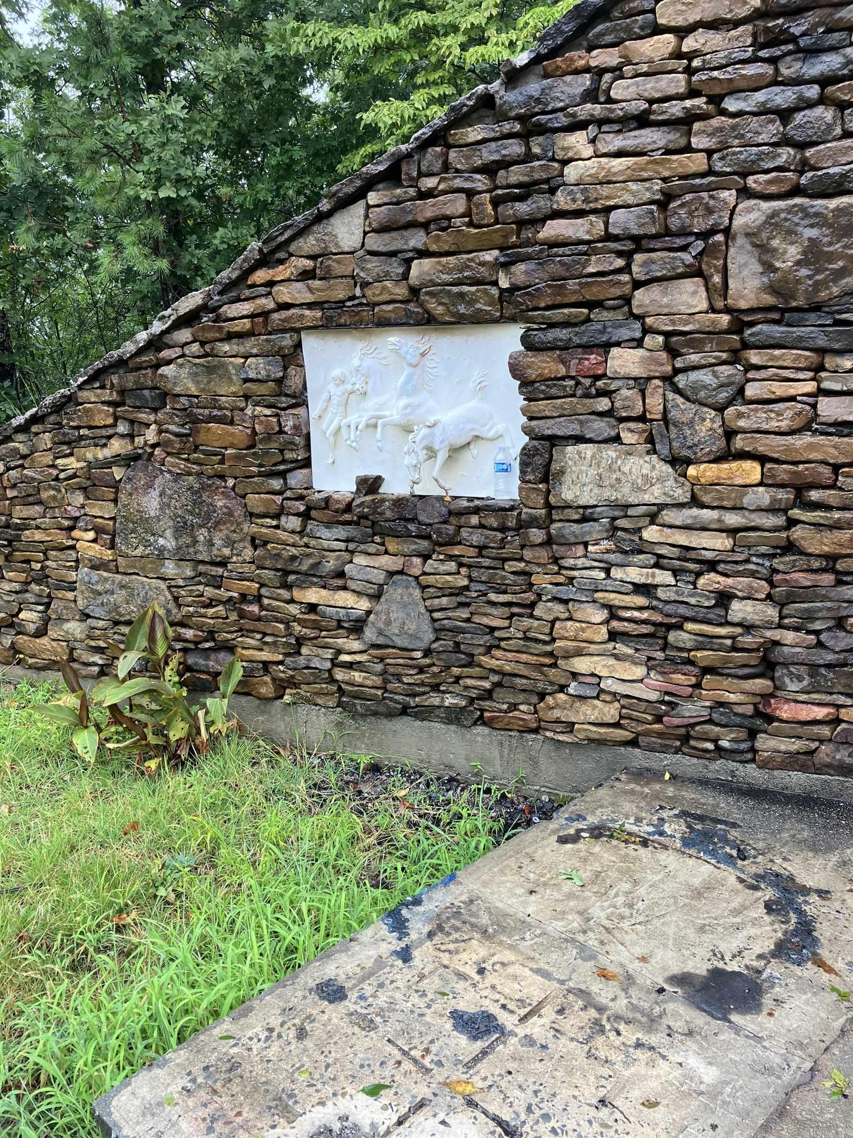 200 Diamond Pointe Road Property Photo 15