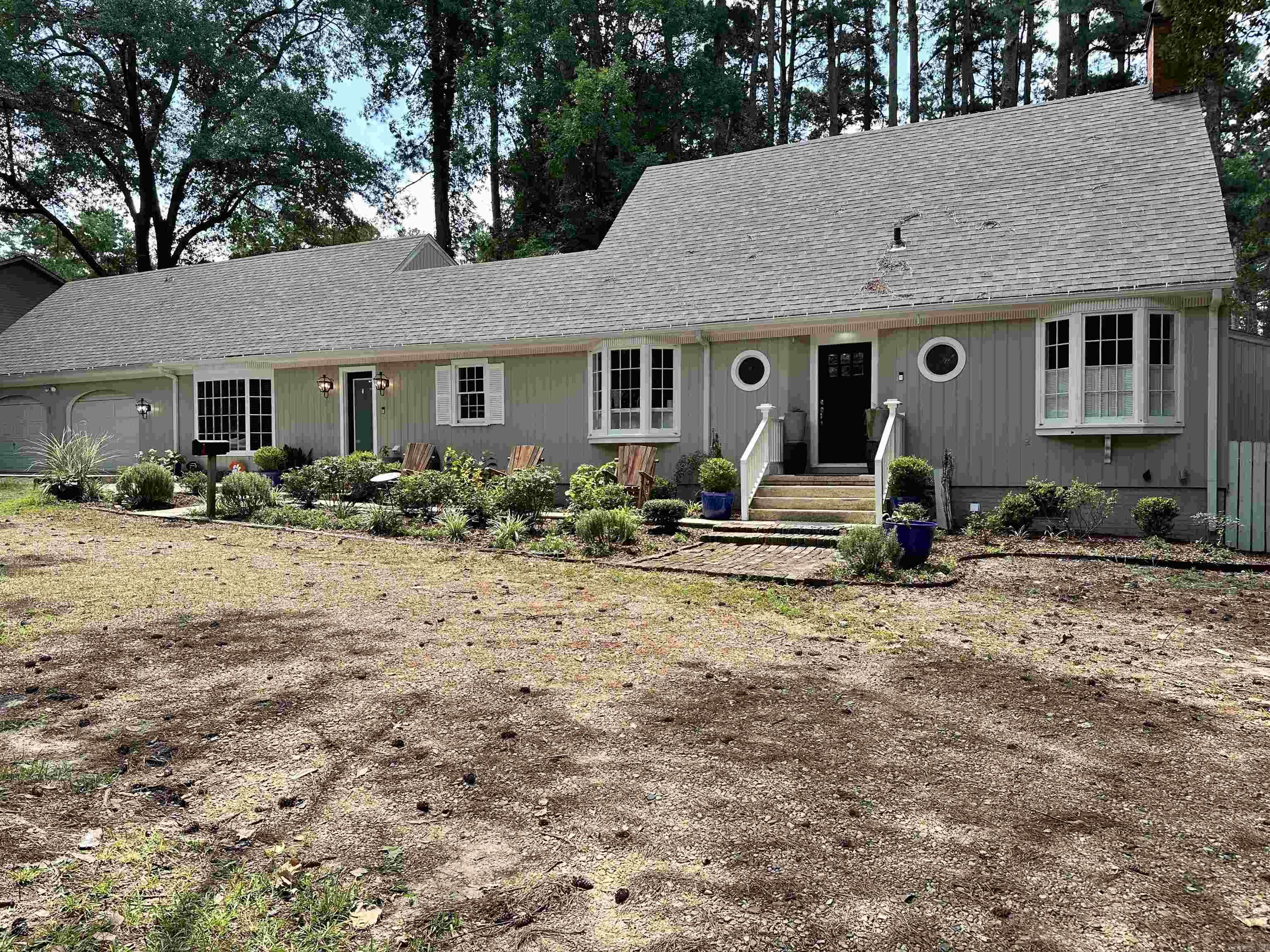 941 Highland Property Photo 1