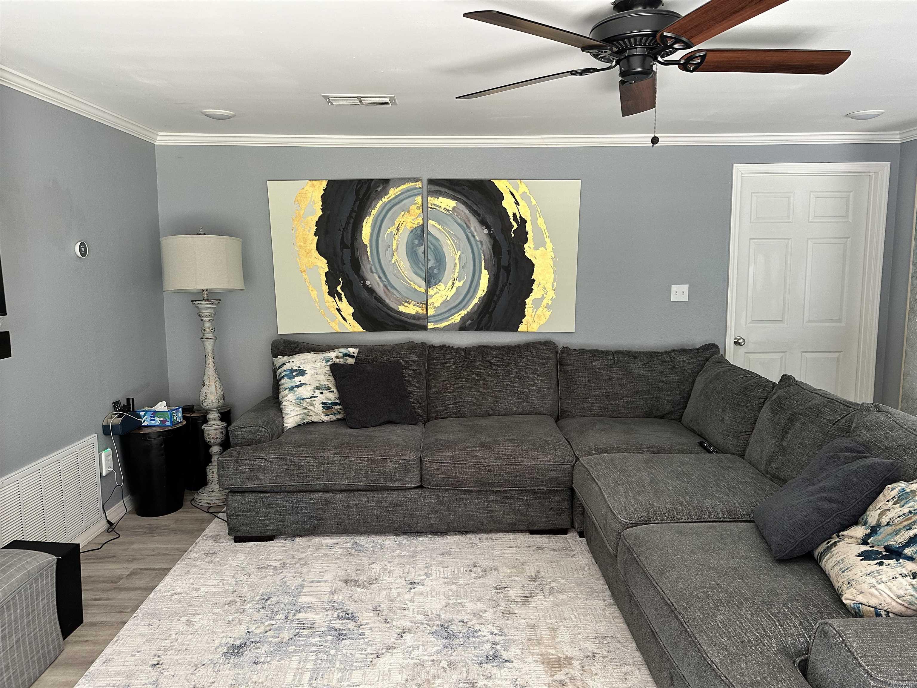 941 Highland Property Photo 6