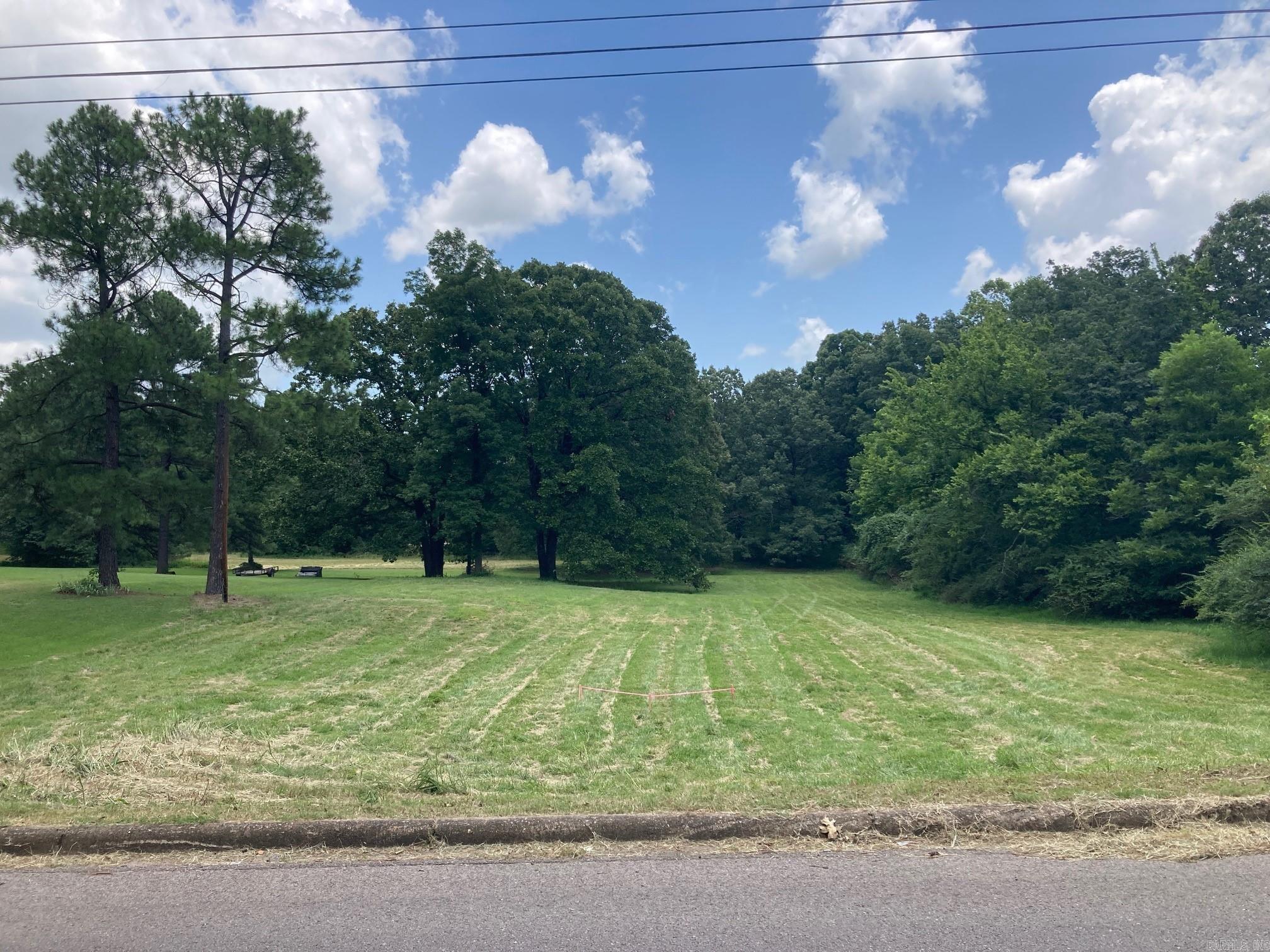 960 N Caraway Road Property Photo 1