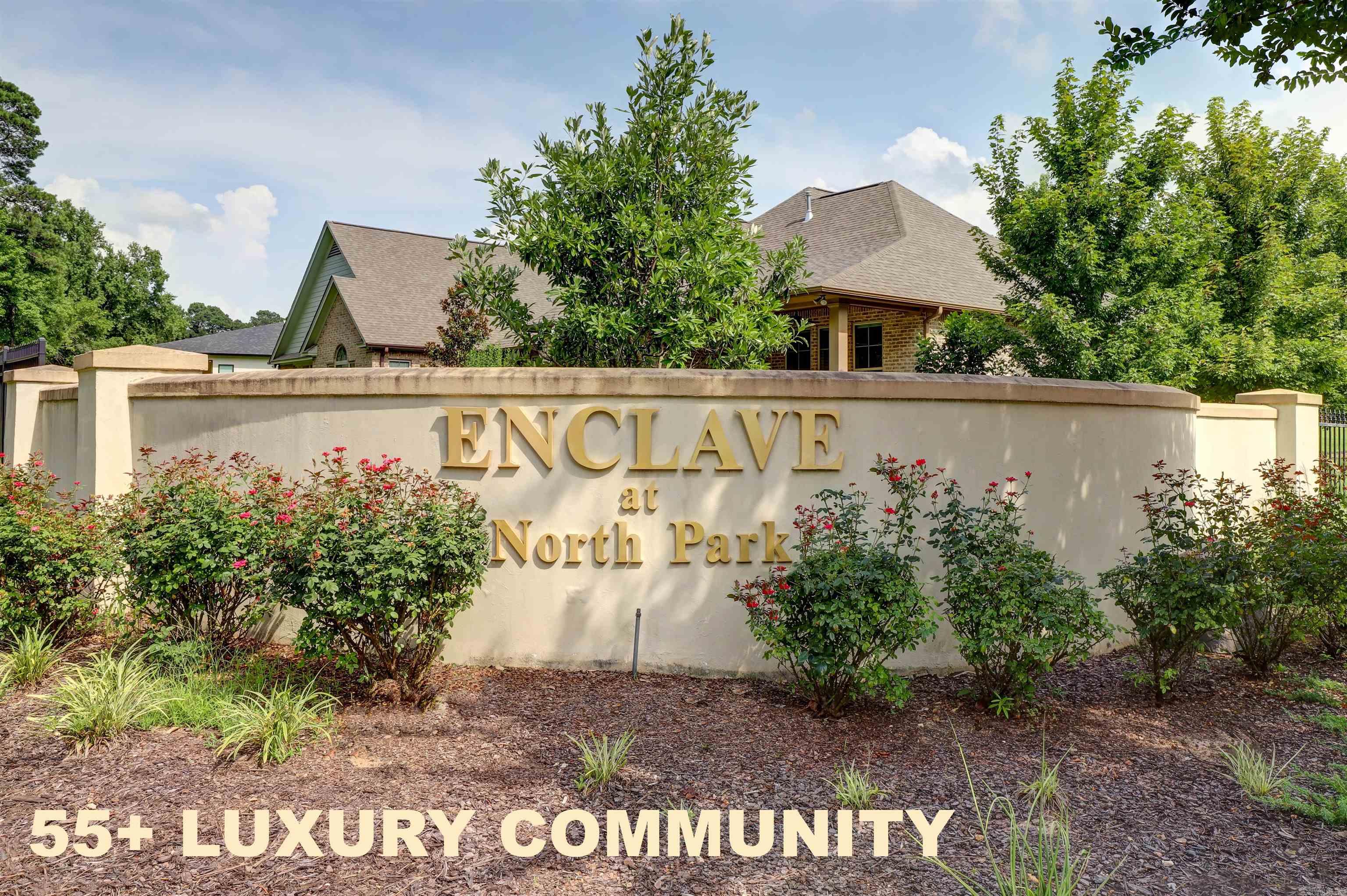 23 E Enclave Cir. Property Photo 1