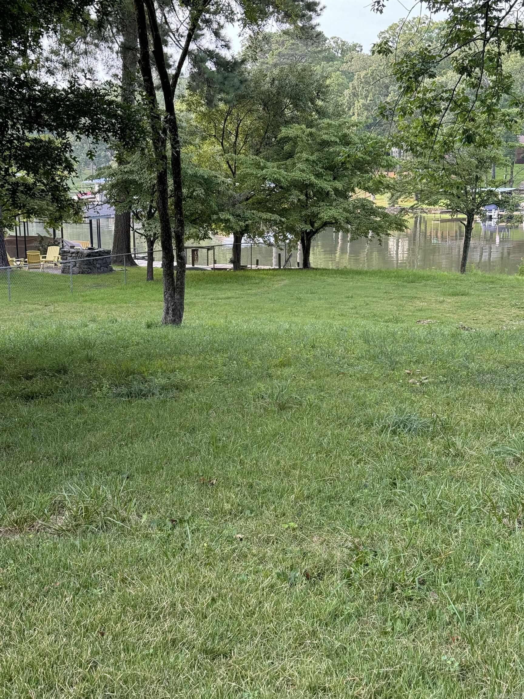 128 Bender Point Property Photo 3