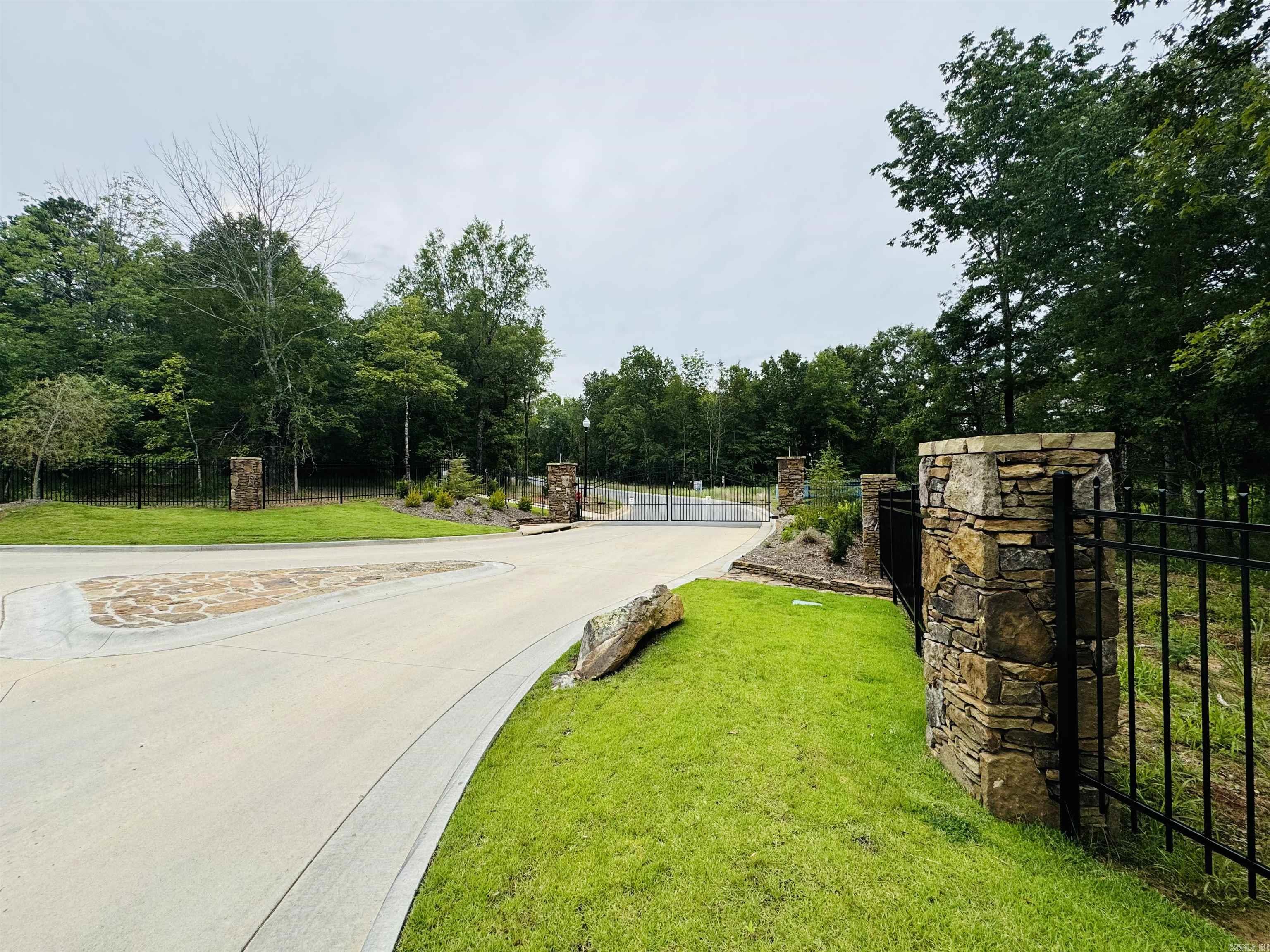 302 Devoe Bend Drive Property Photo 5