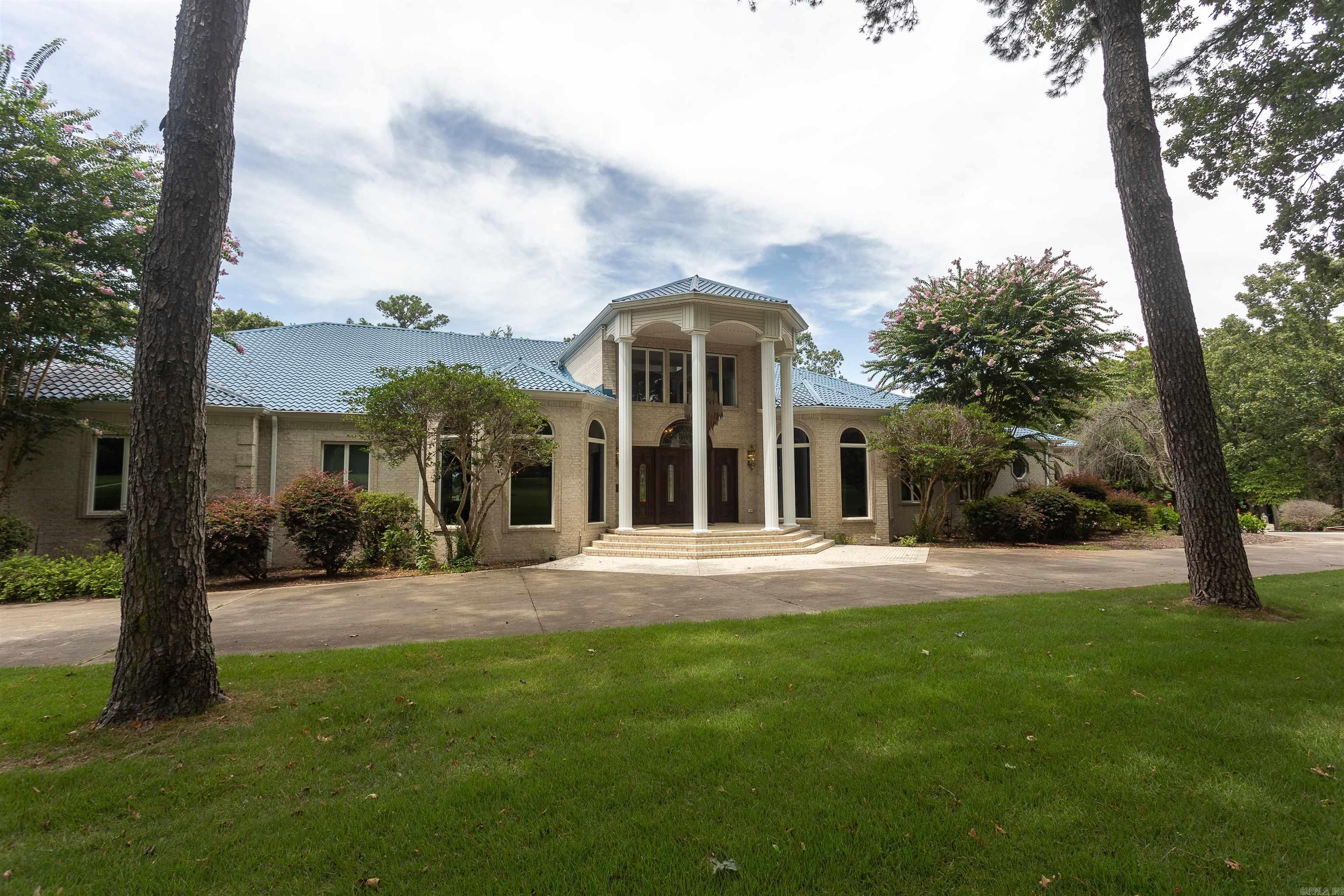 1686 Marina Road Property Photo 1