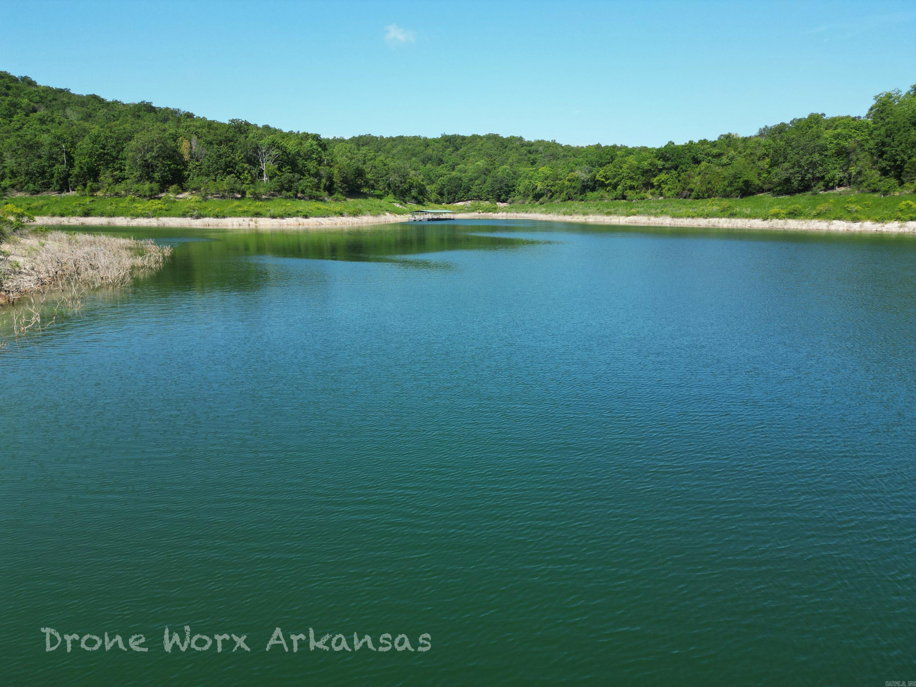 4275 Pine Hollow Rd. Property Photo 7