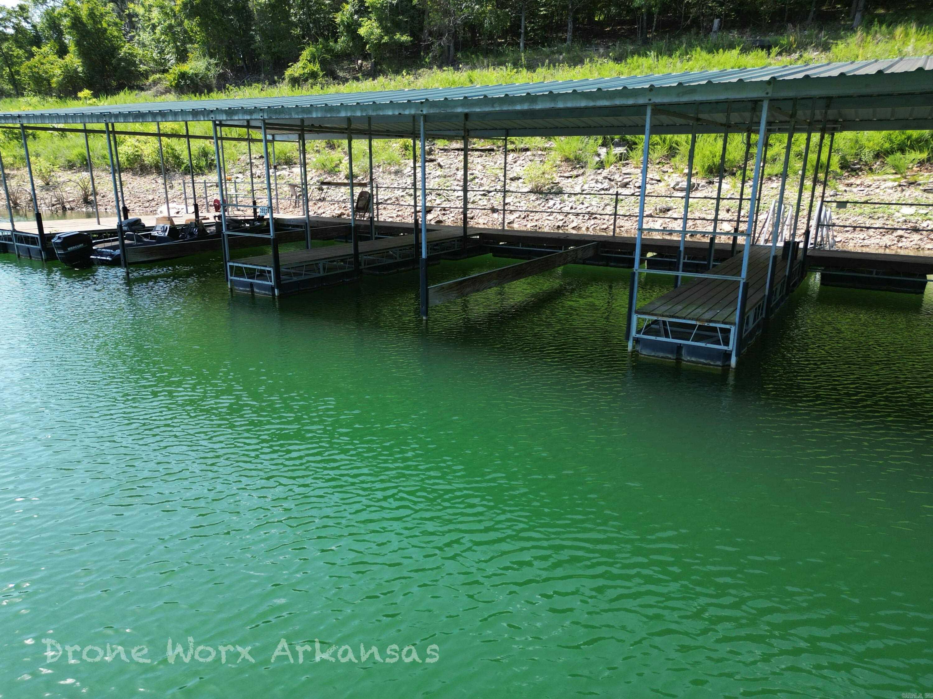 4275 Pine Hollow Rd. Property Photo 14