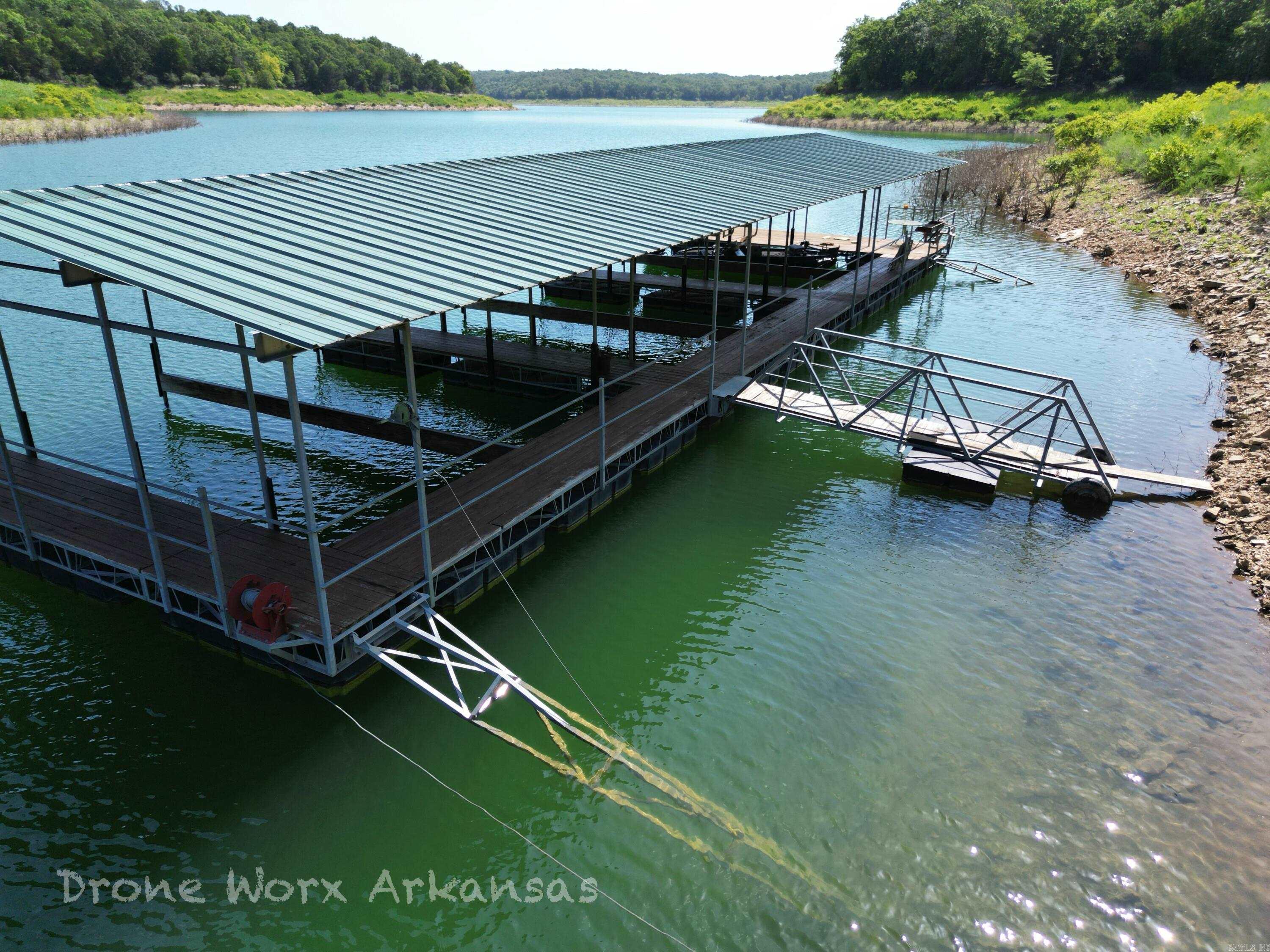 4275 Pine Hollow Rd. Property Photo 20