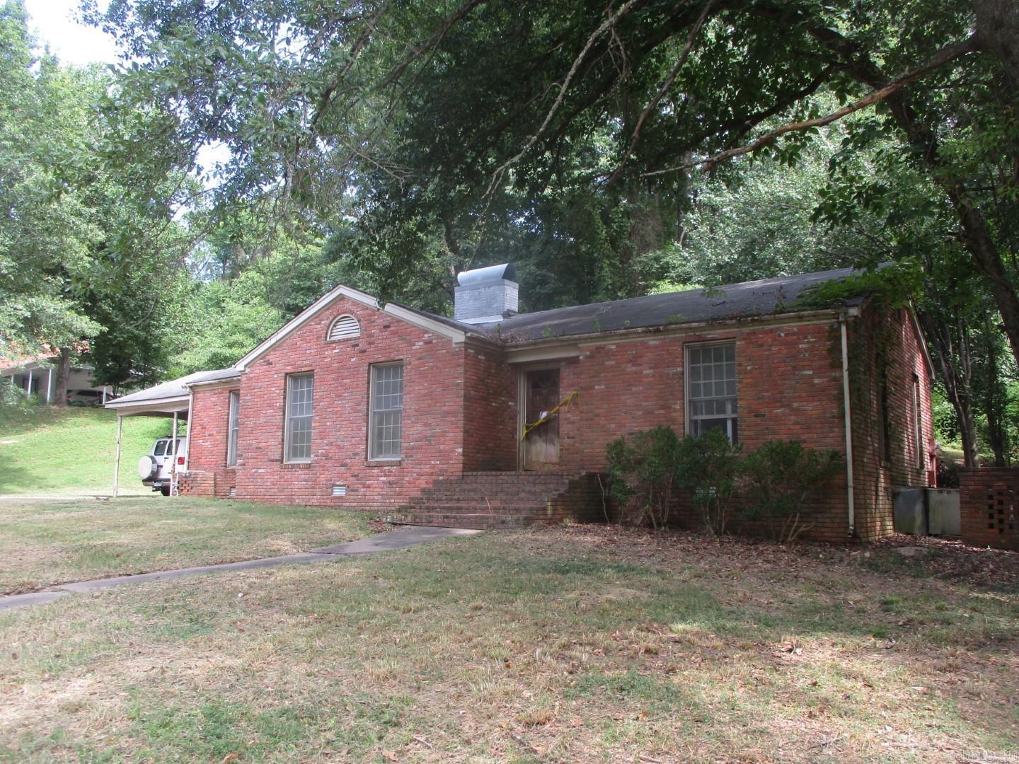 Crestwood Real Estate Listings Main Image