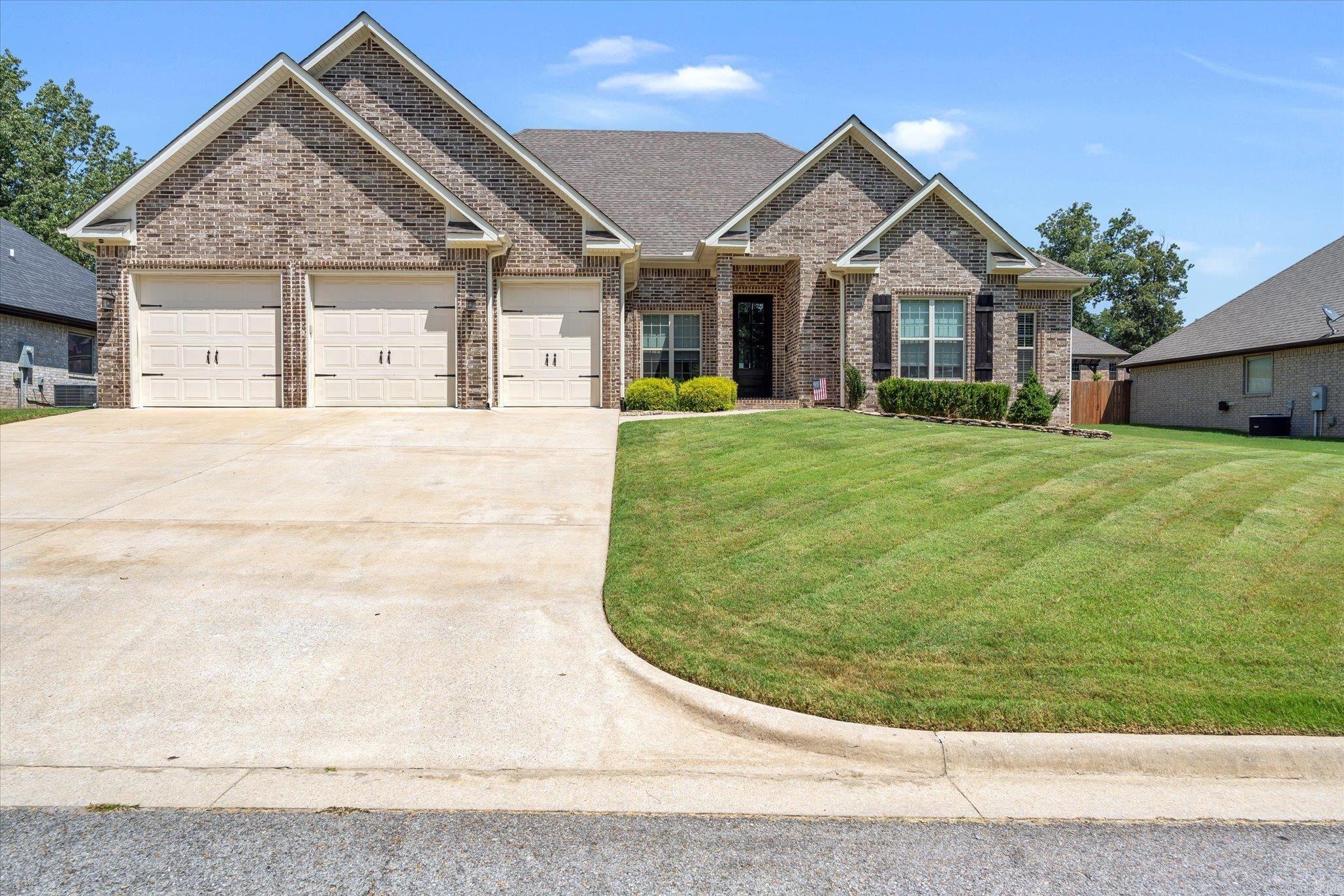Fox Ridge Landing Real Estate Listings Main Image