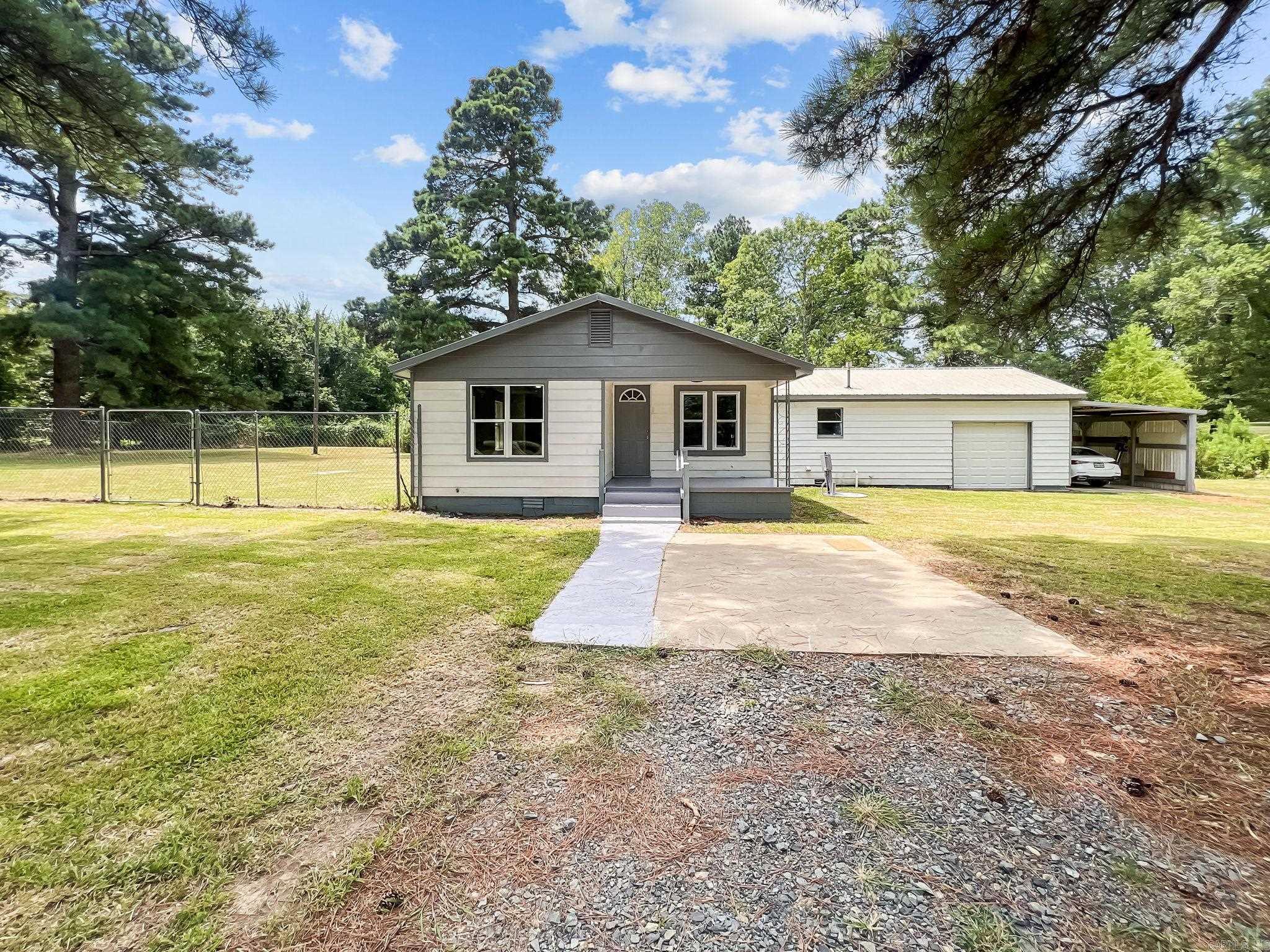Foreman Real Estate Listings Main Image