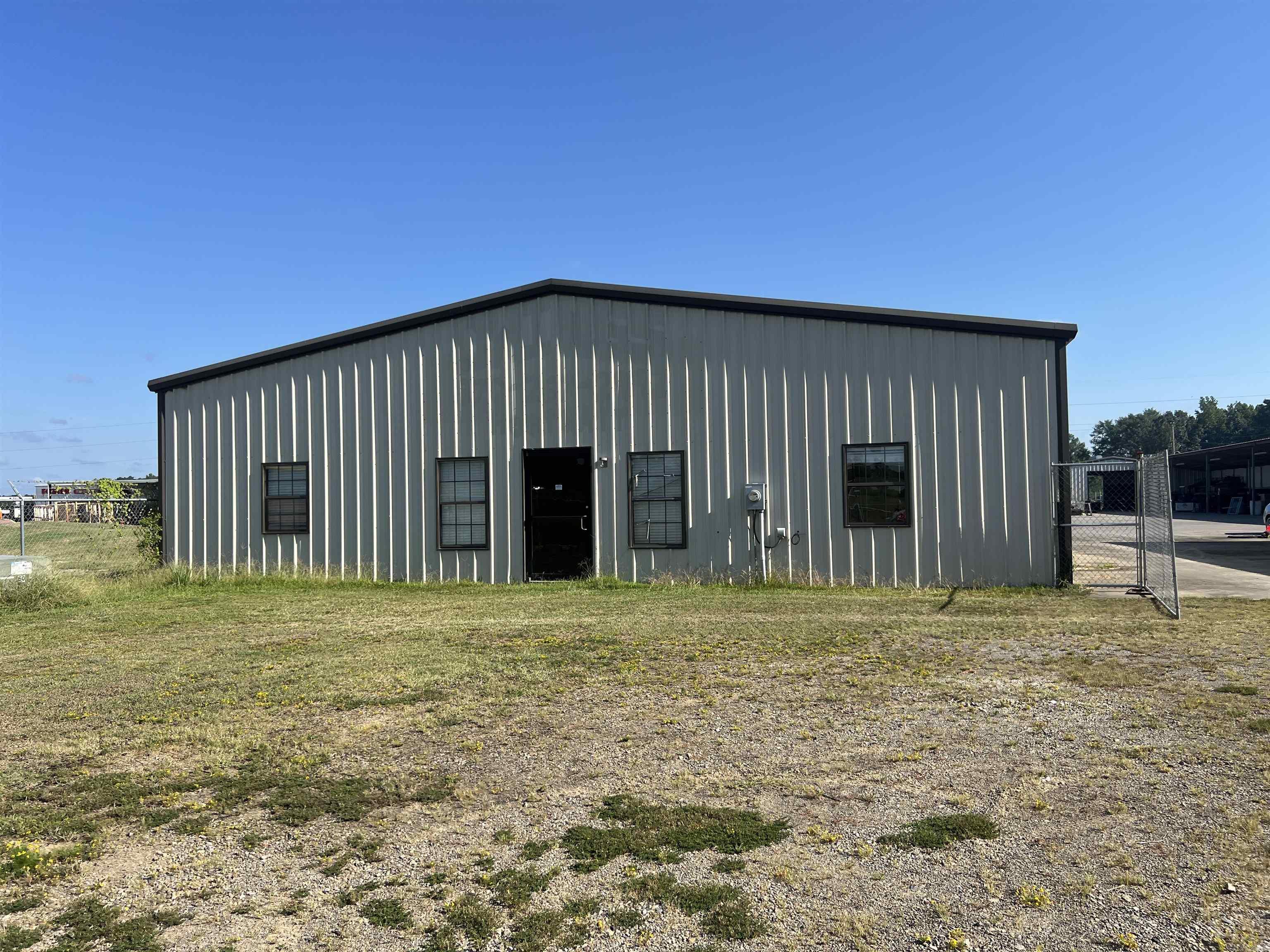 308 Thomas Property Photo 22