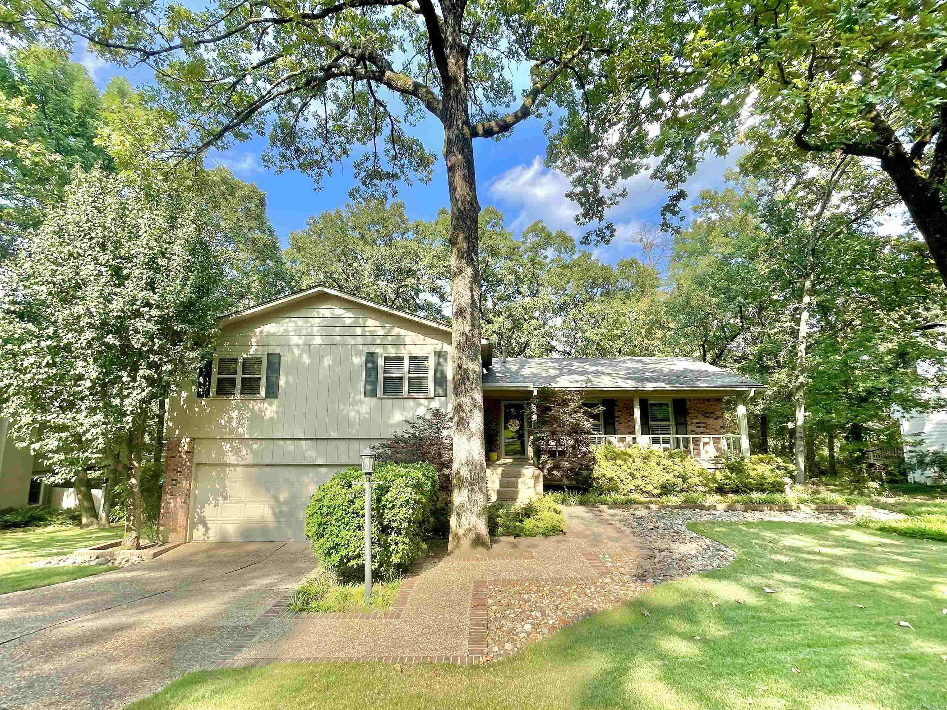 7 Woodstock Court Property Photo