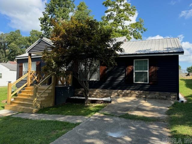 206 Olive Street Property Photo