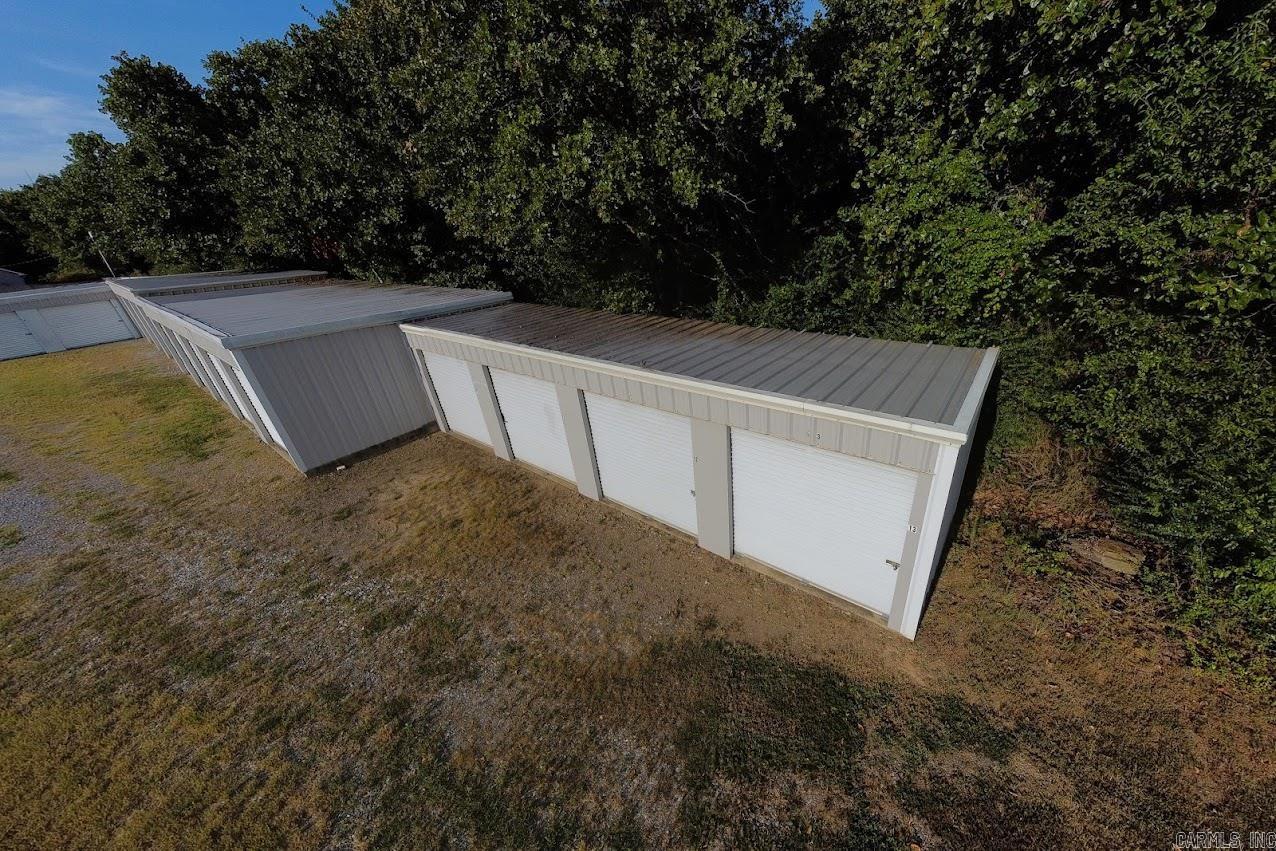 2423 Highway 16 Property Photo 10