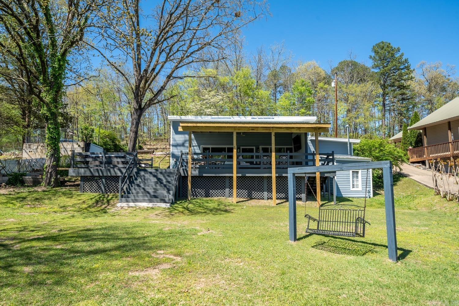 111 Hunts Property Photo 3