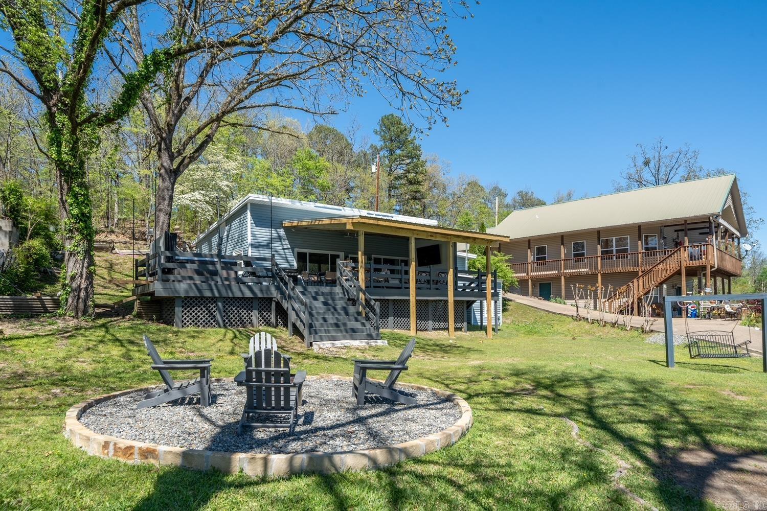 111 Hunts Property Photo 4