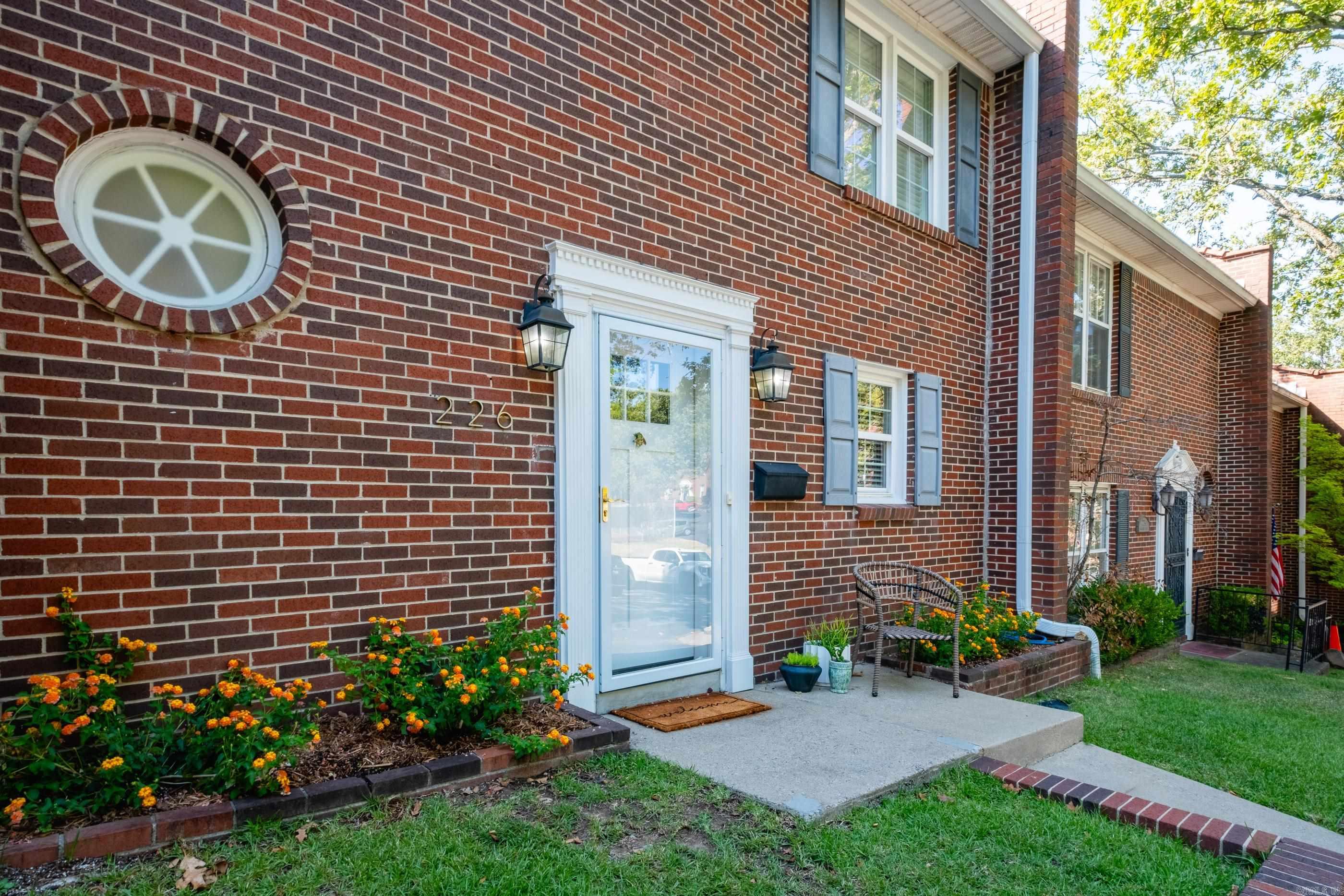 226 Cambridge Place Property Photo
