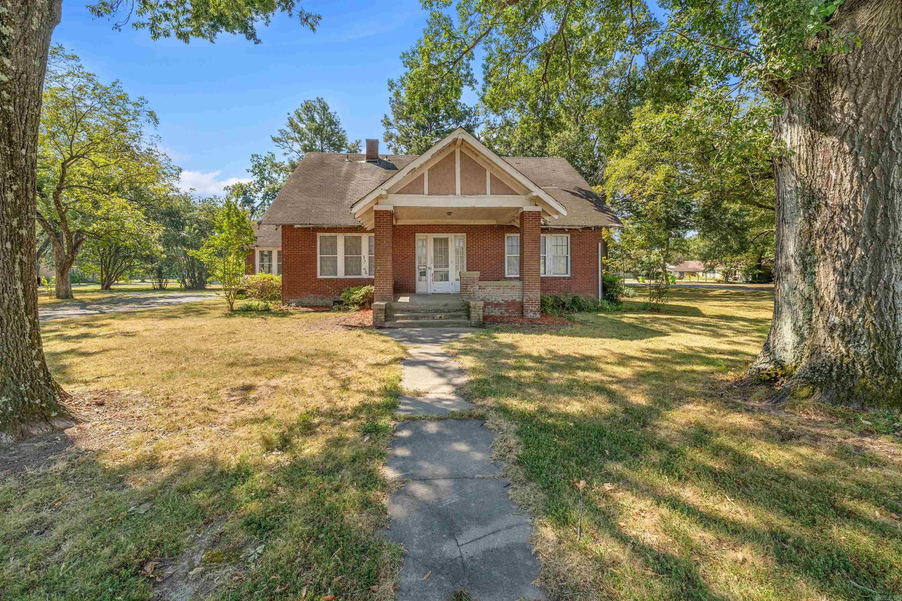 615 W Front Street Property Photo