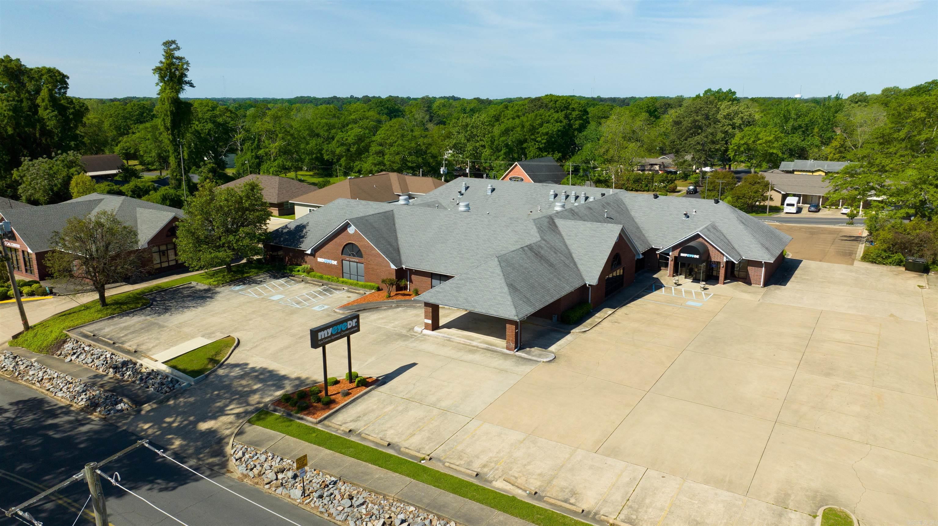 Goodwin Real Estate Listings Main Image