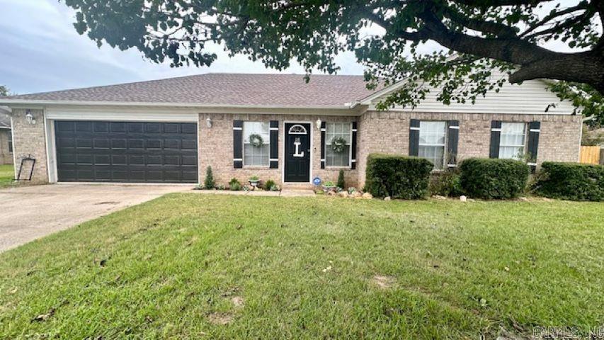 28 Fawn Drive Property Photo