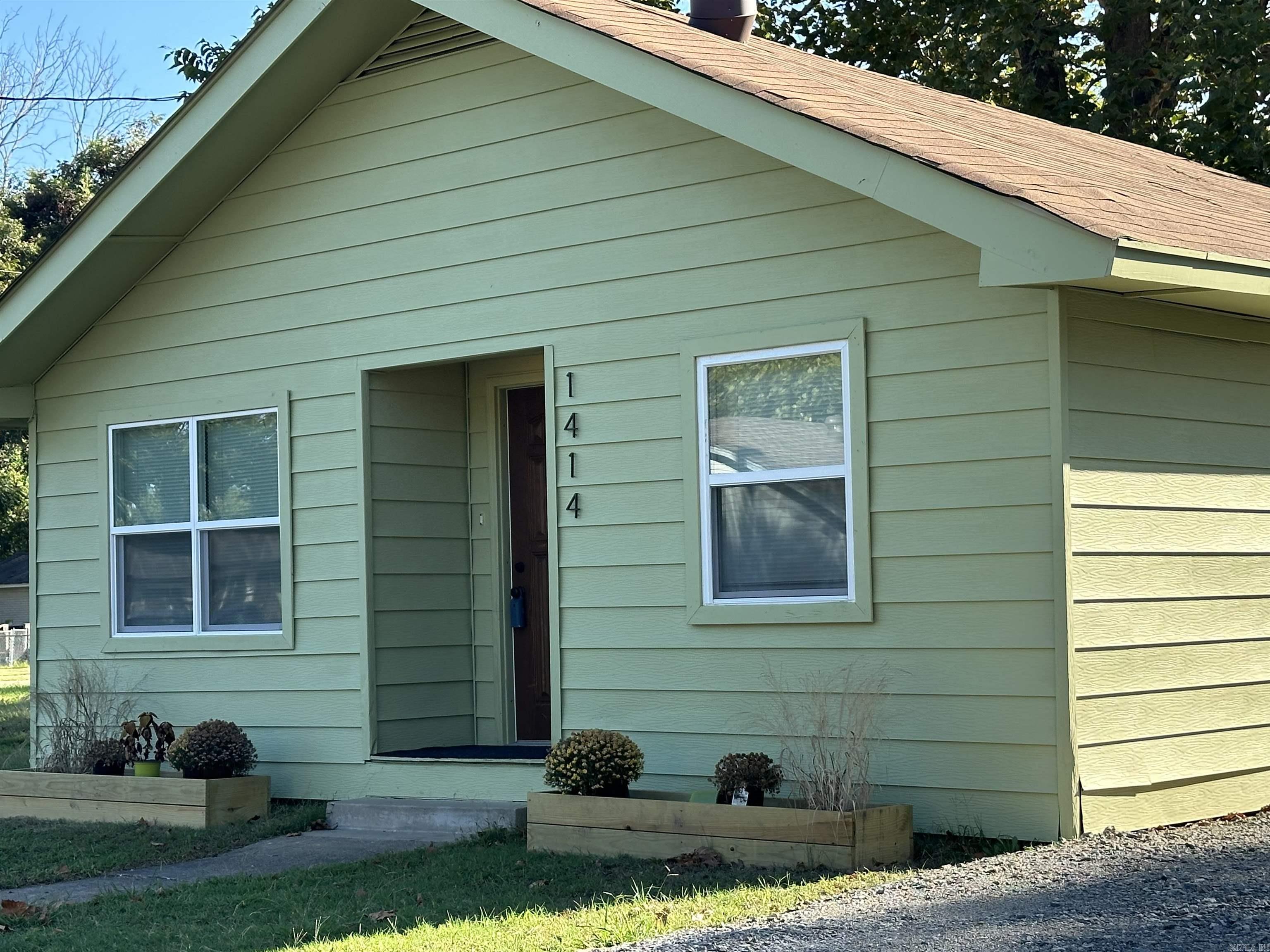 1414 Vine Street Property Photo